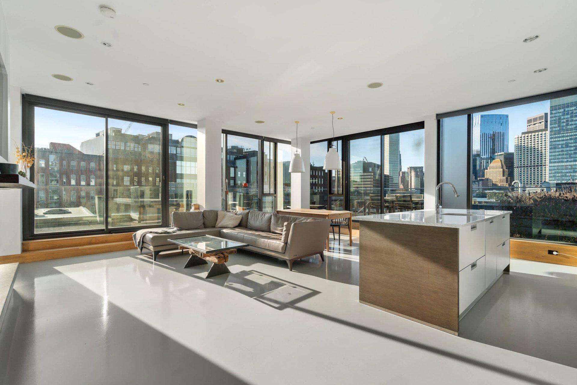 346 Congress St. Unit: 701