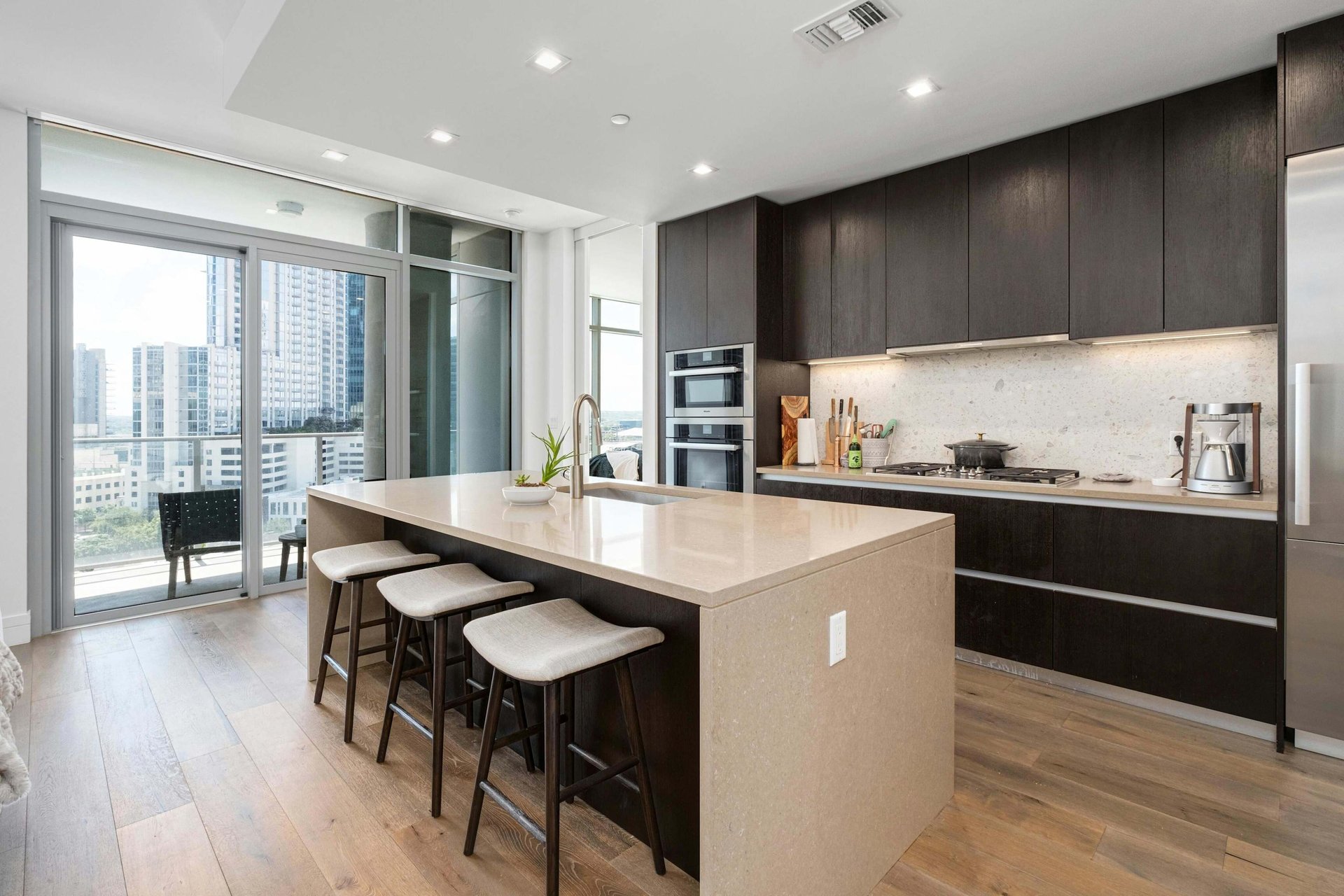501 West Ave #1105