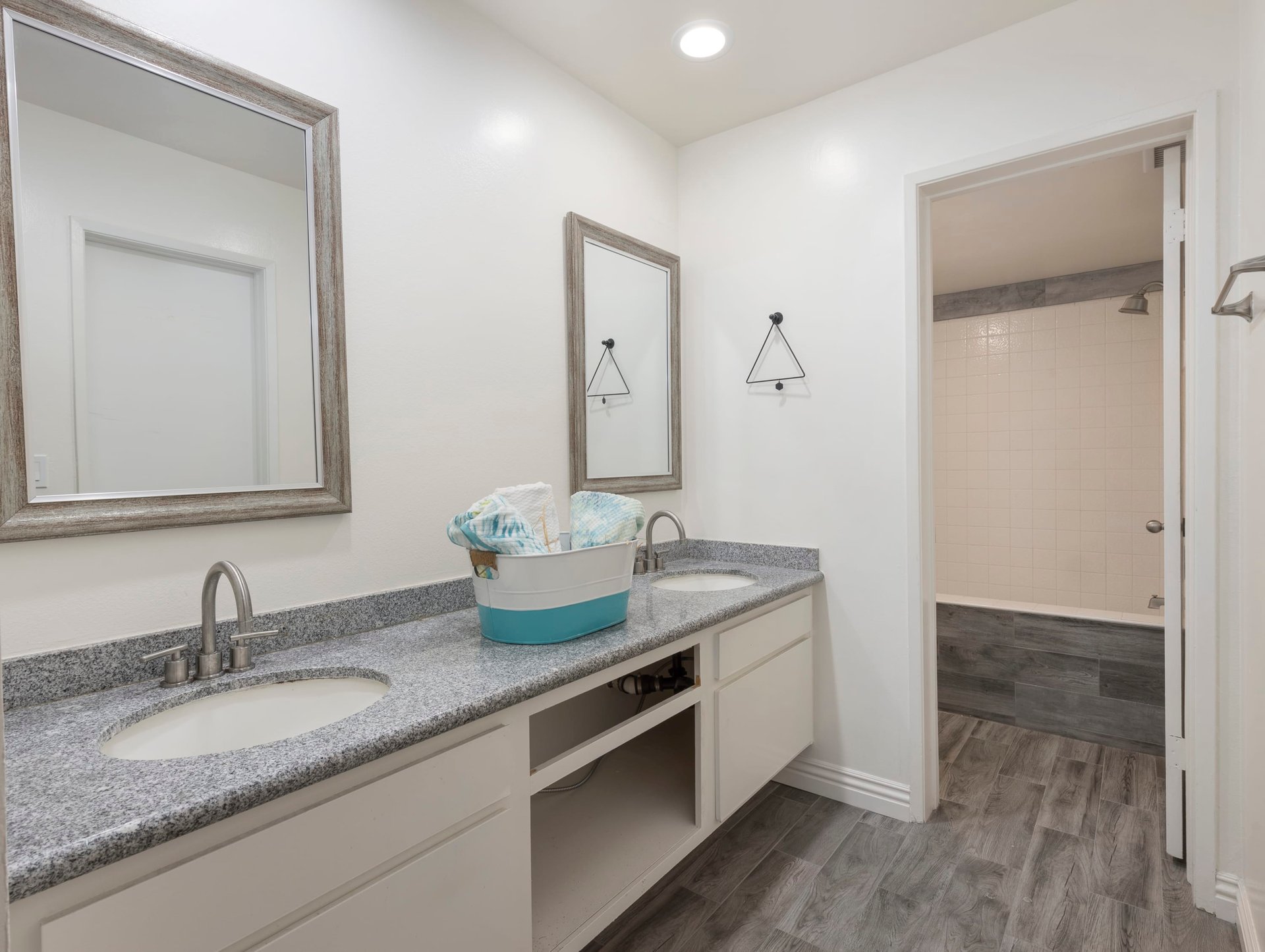 935 Main Street Unit: 304