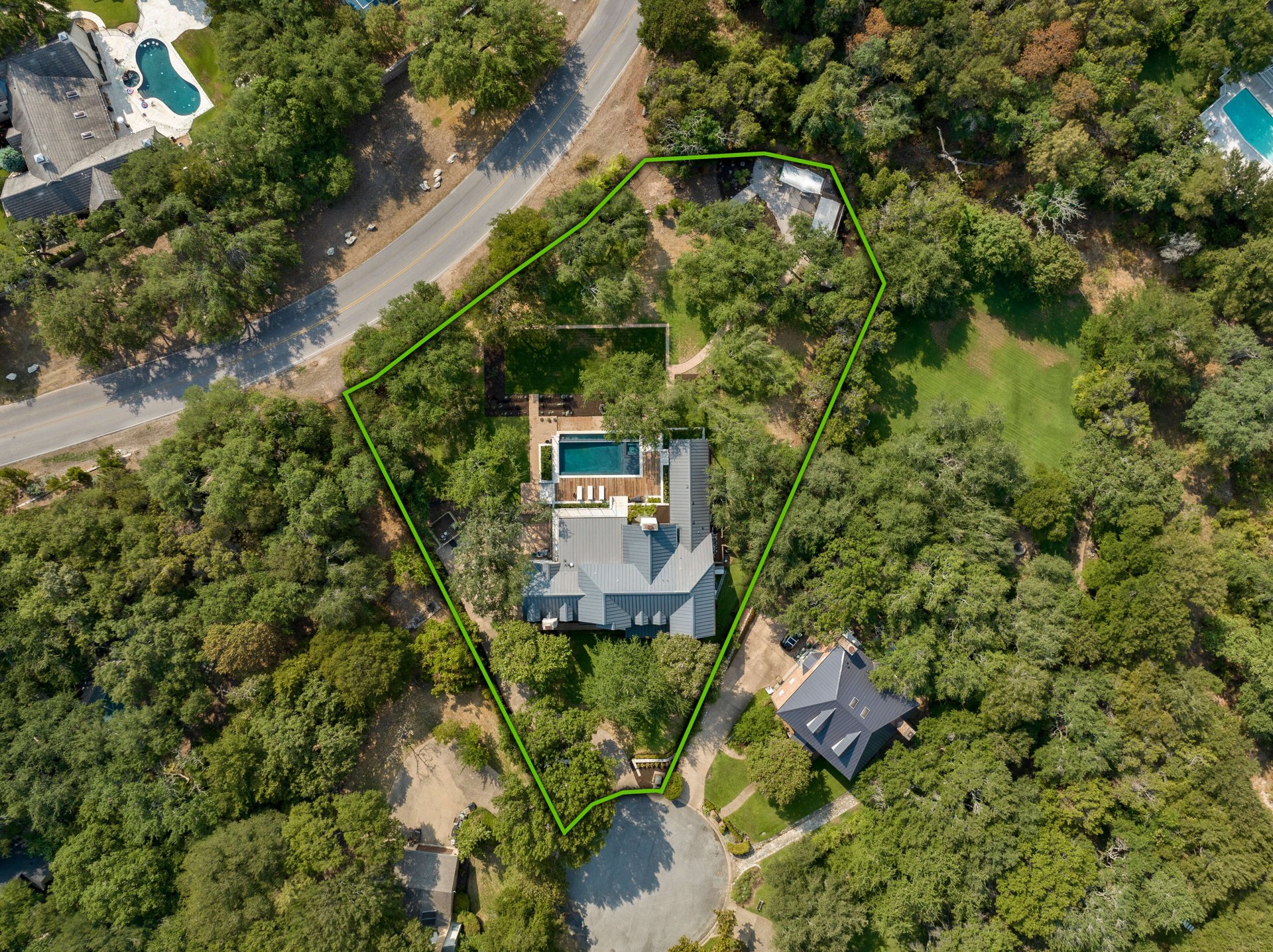2501 Berenson Lane