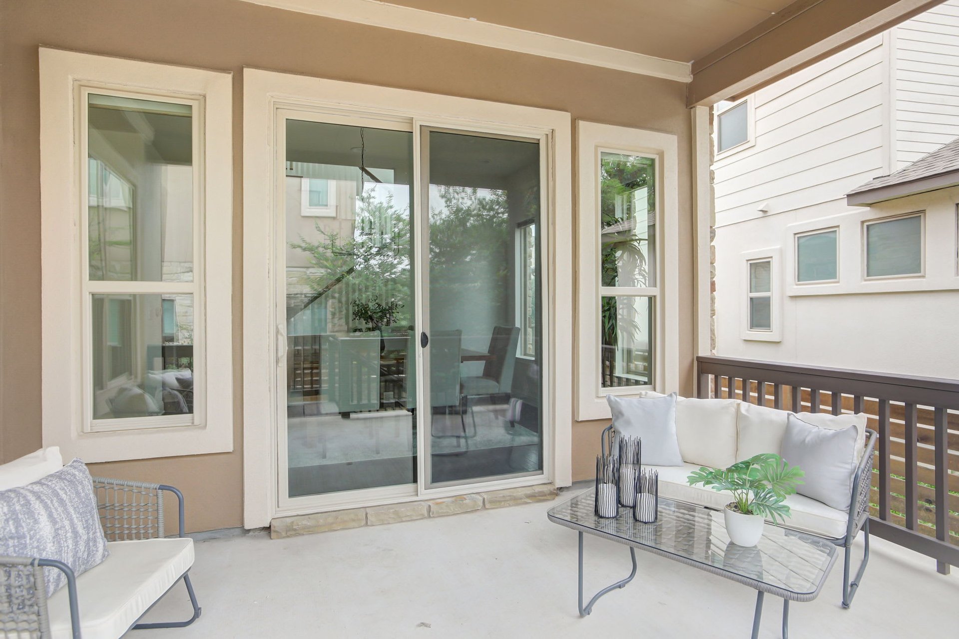 Spacious 4-Bedroom Home in The Preserve at Four Points – A+ School District, Open Floorplan, Luxurious Primary Suite, Covered Patio, and More!