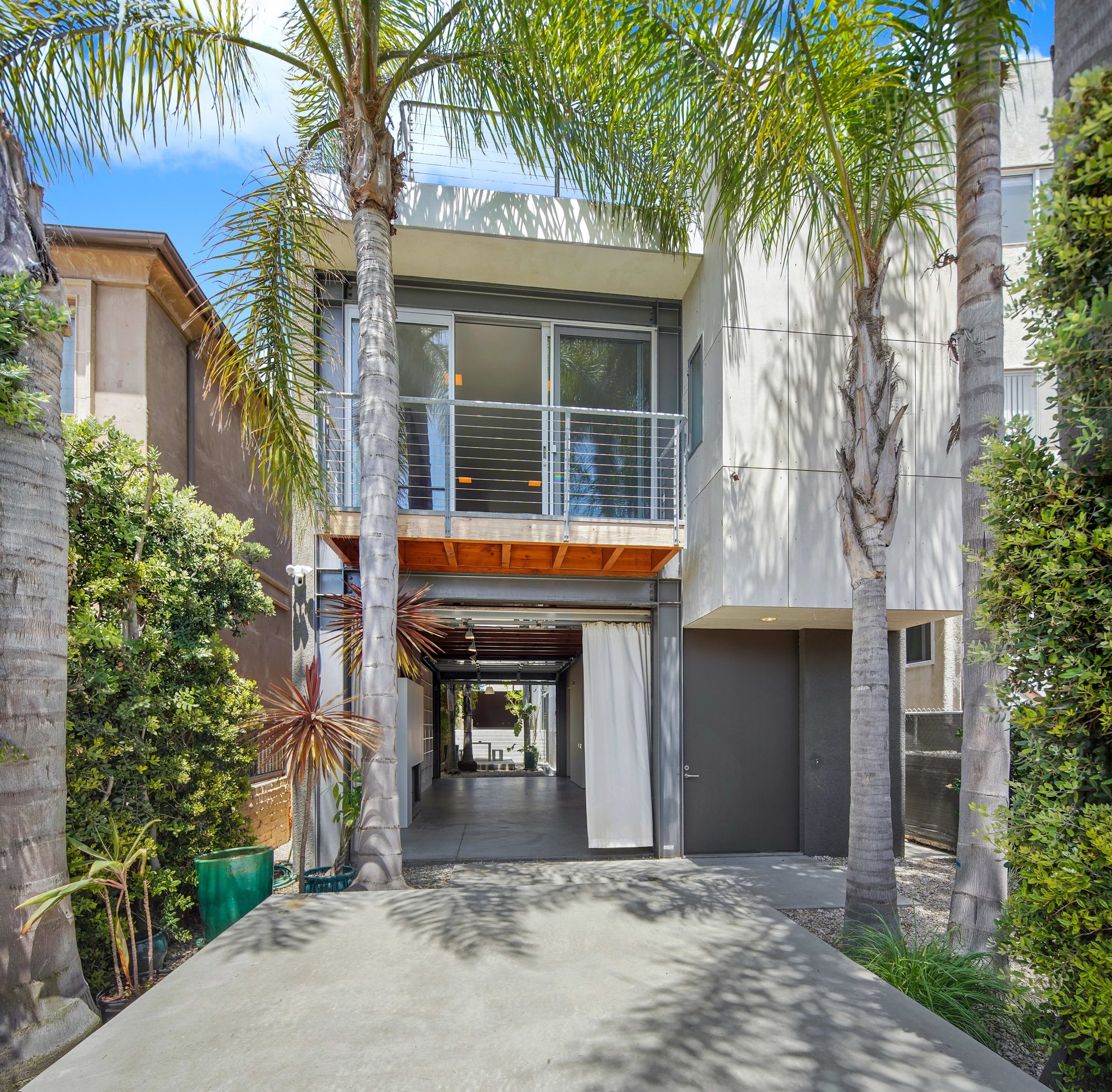 35 Sunset Ave