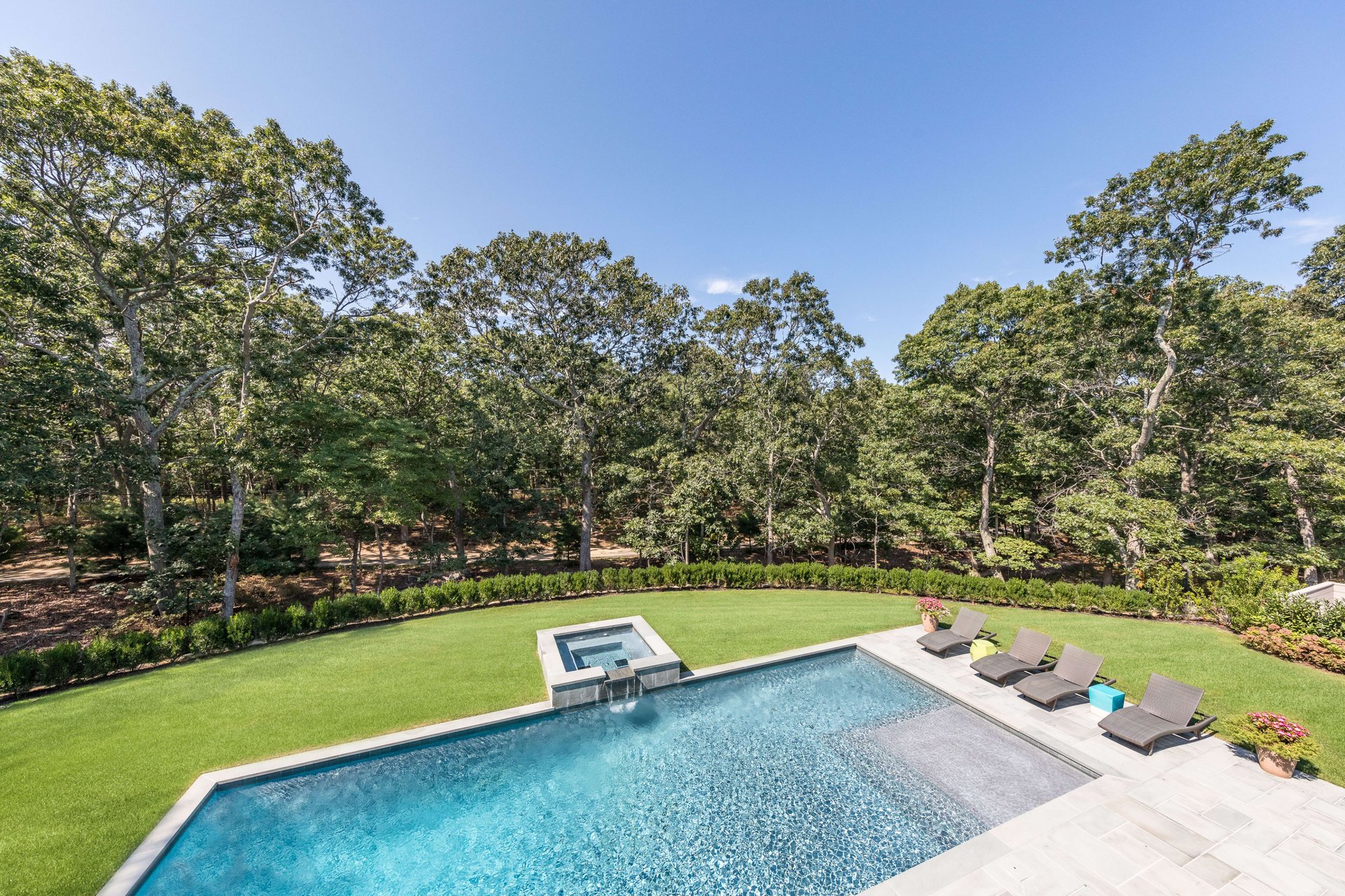 11 Springwood Way