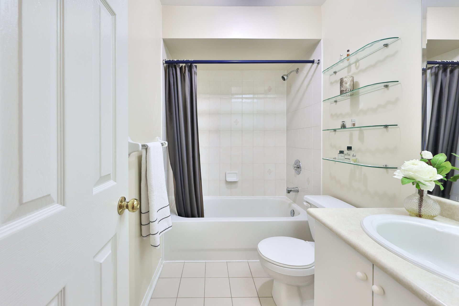 78-455 Apache Court