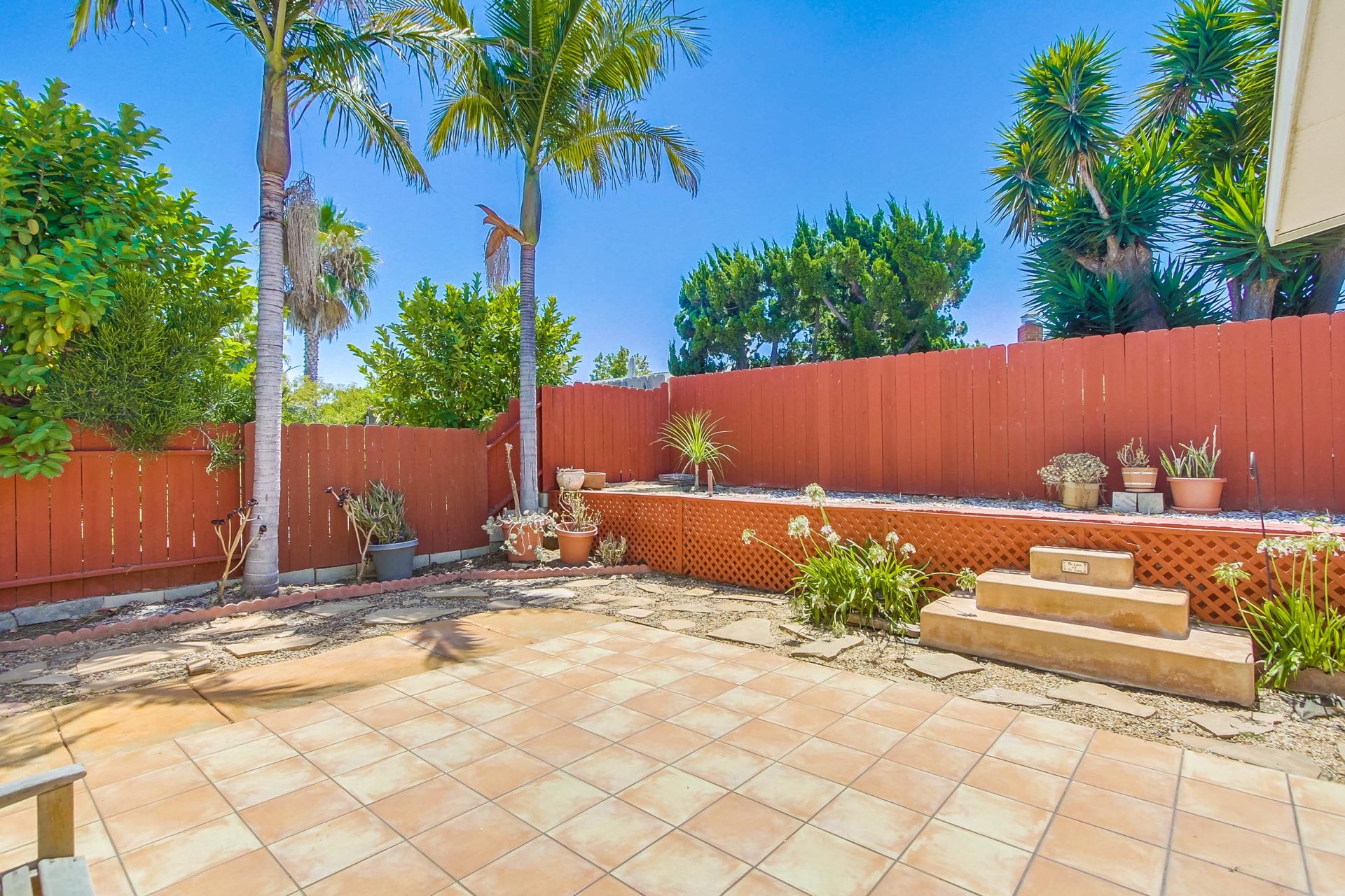 9023 Libra Dr