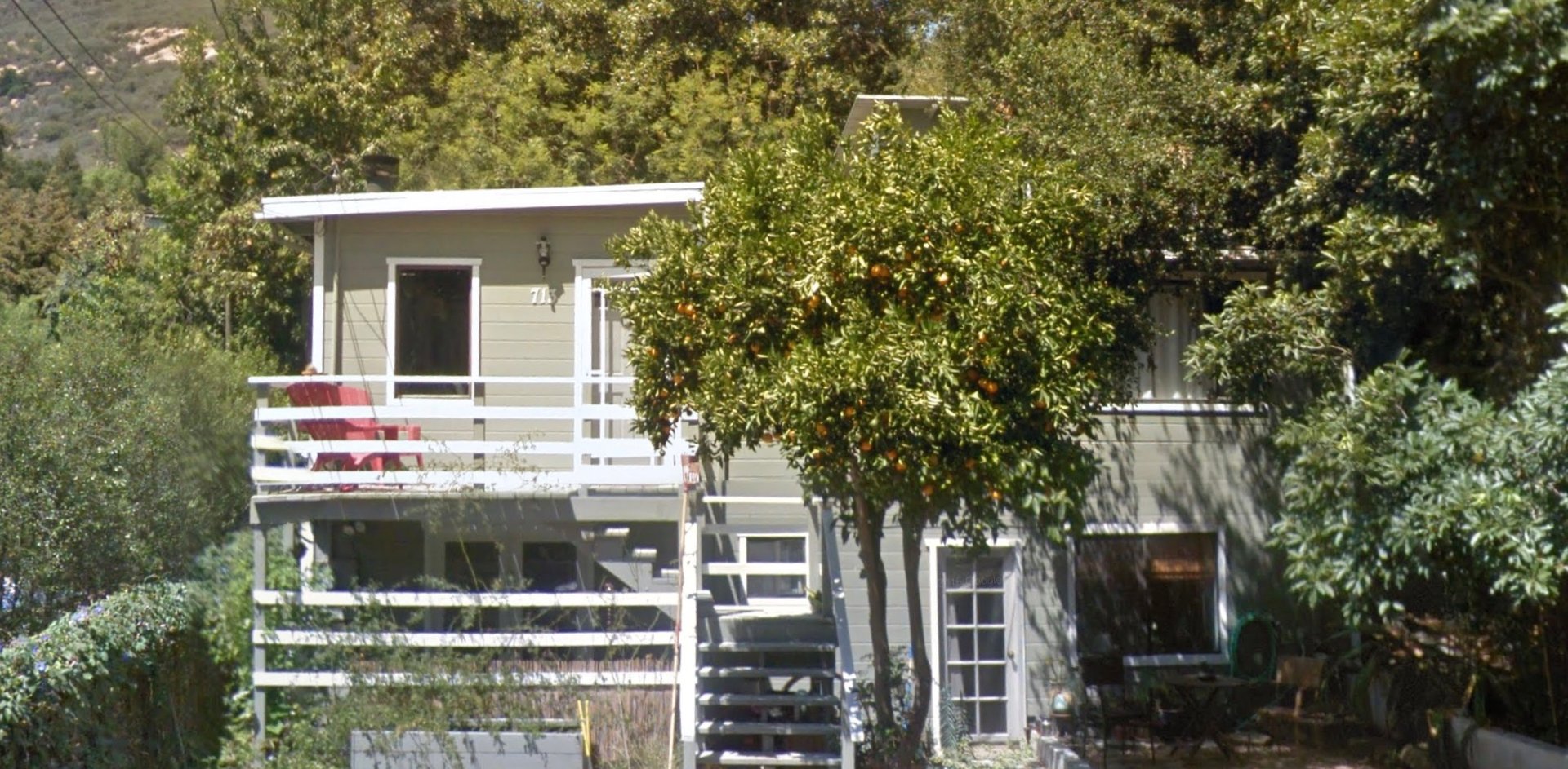 713 Hillcrest Dr