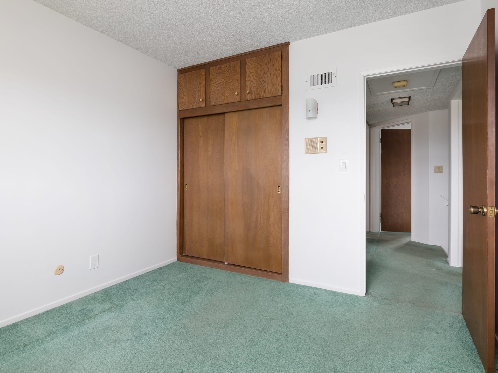 2260 W 229th Place