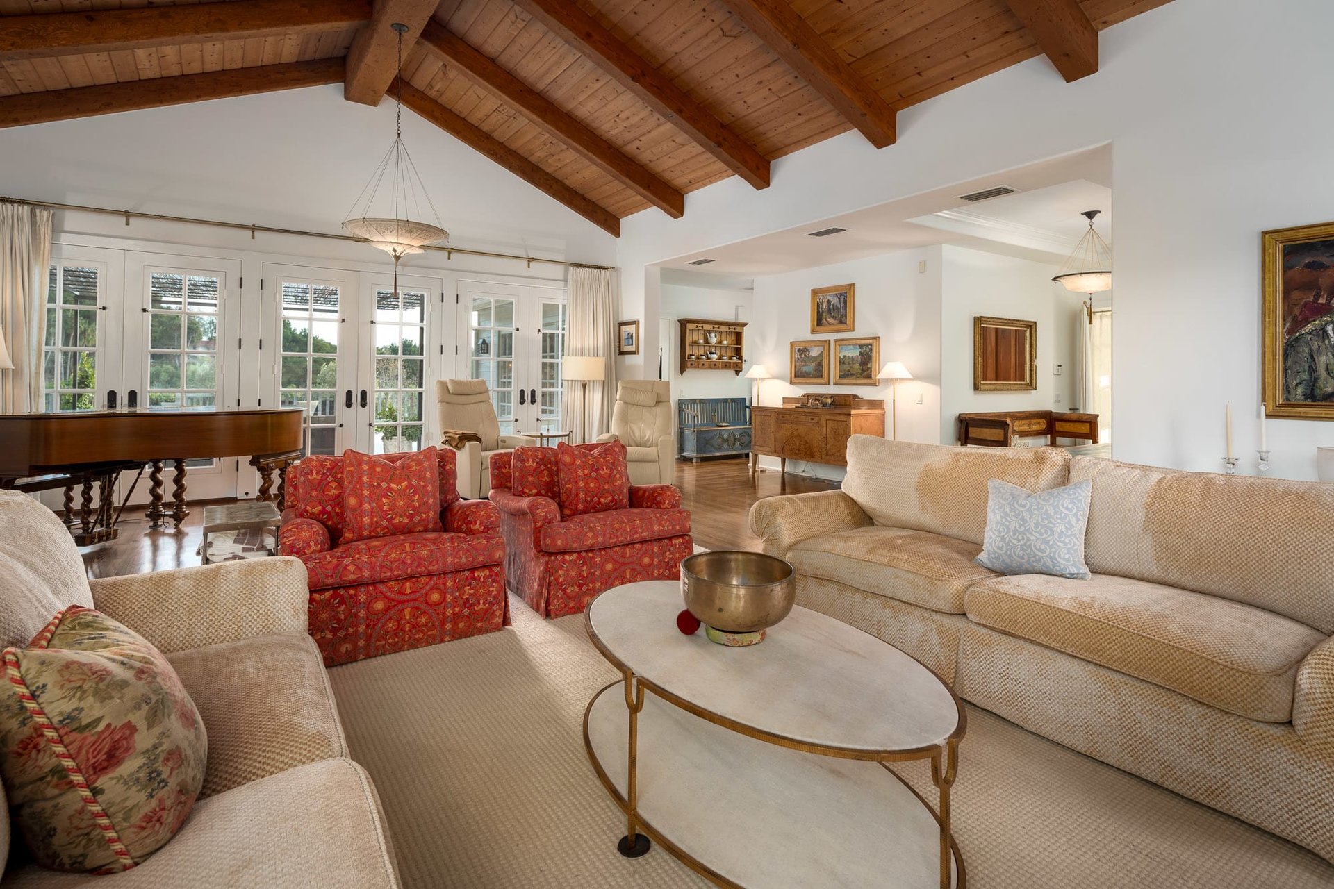 SERENE FARMHOUSE SANCTUARY