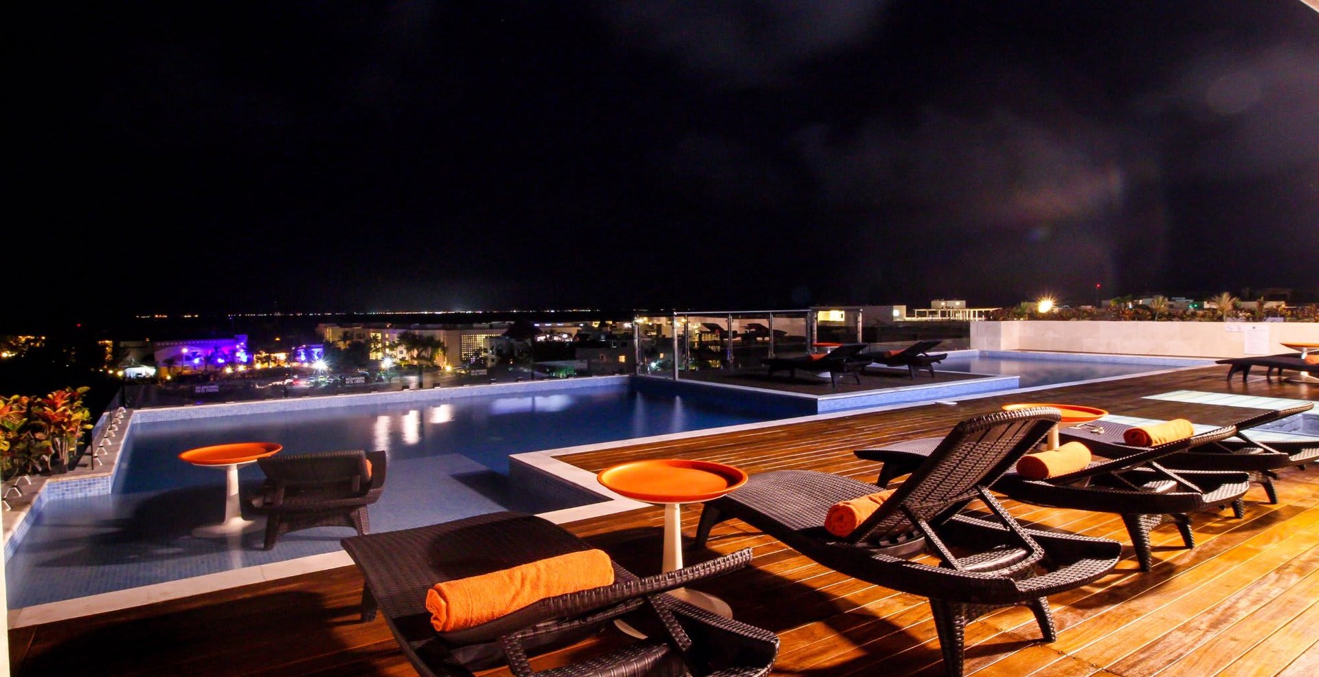 ONLY FOR INVESTORS condo for sale 3 min walking from the beach and half block from 5th avenue 