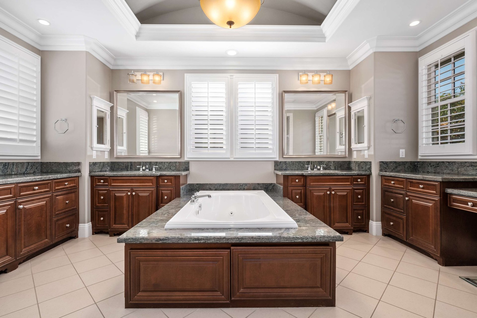 4601 Oceanridge