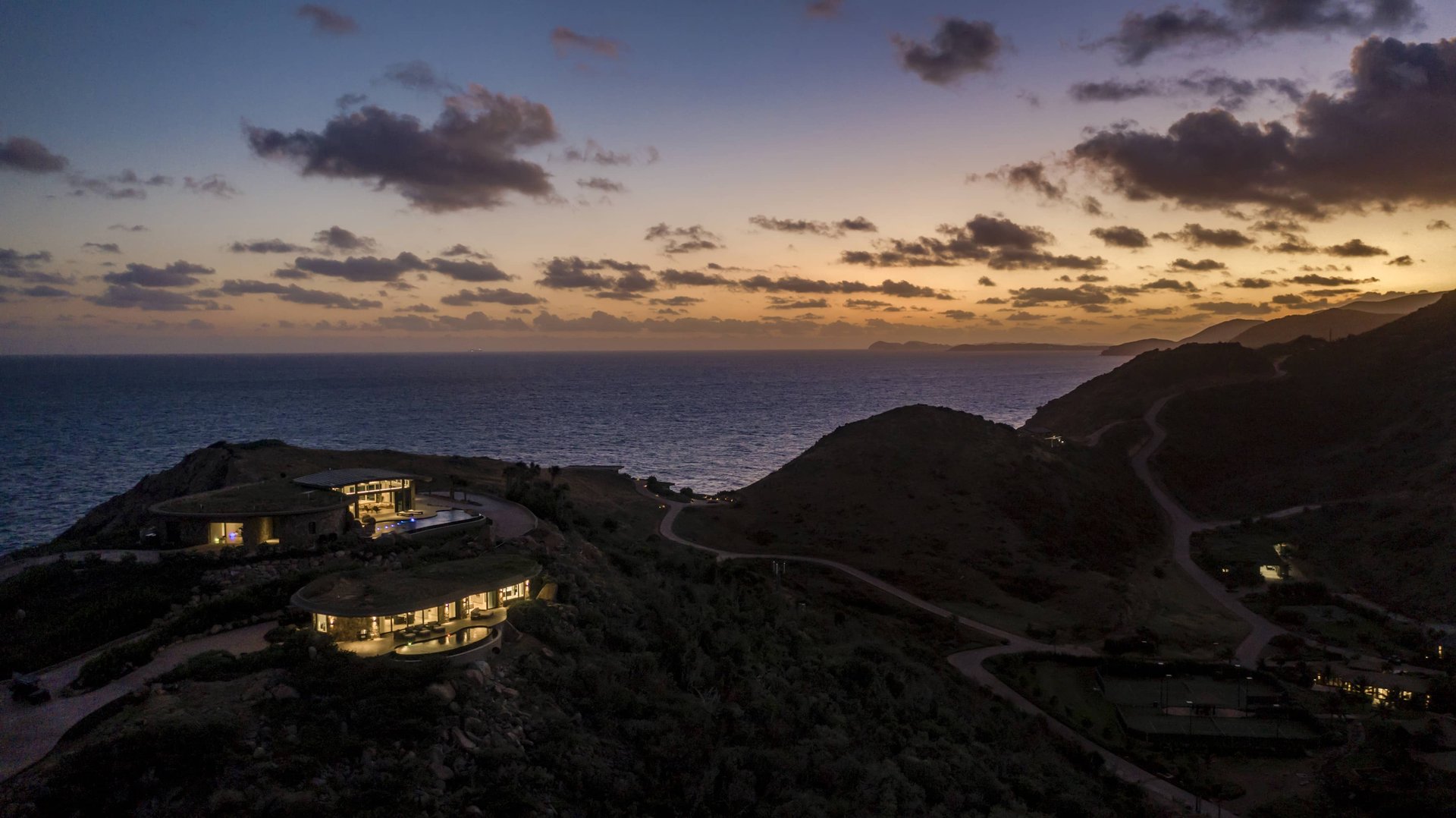 Halo Villa