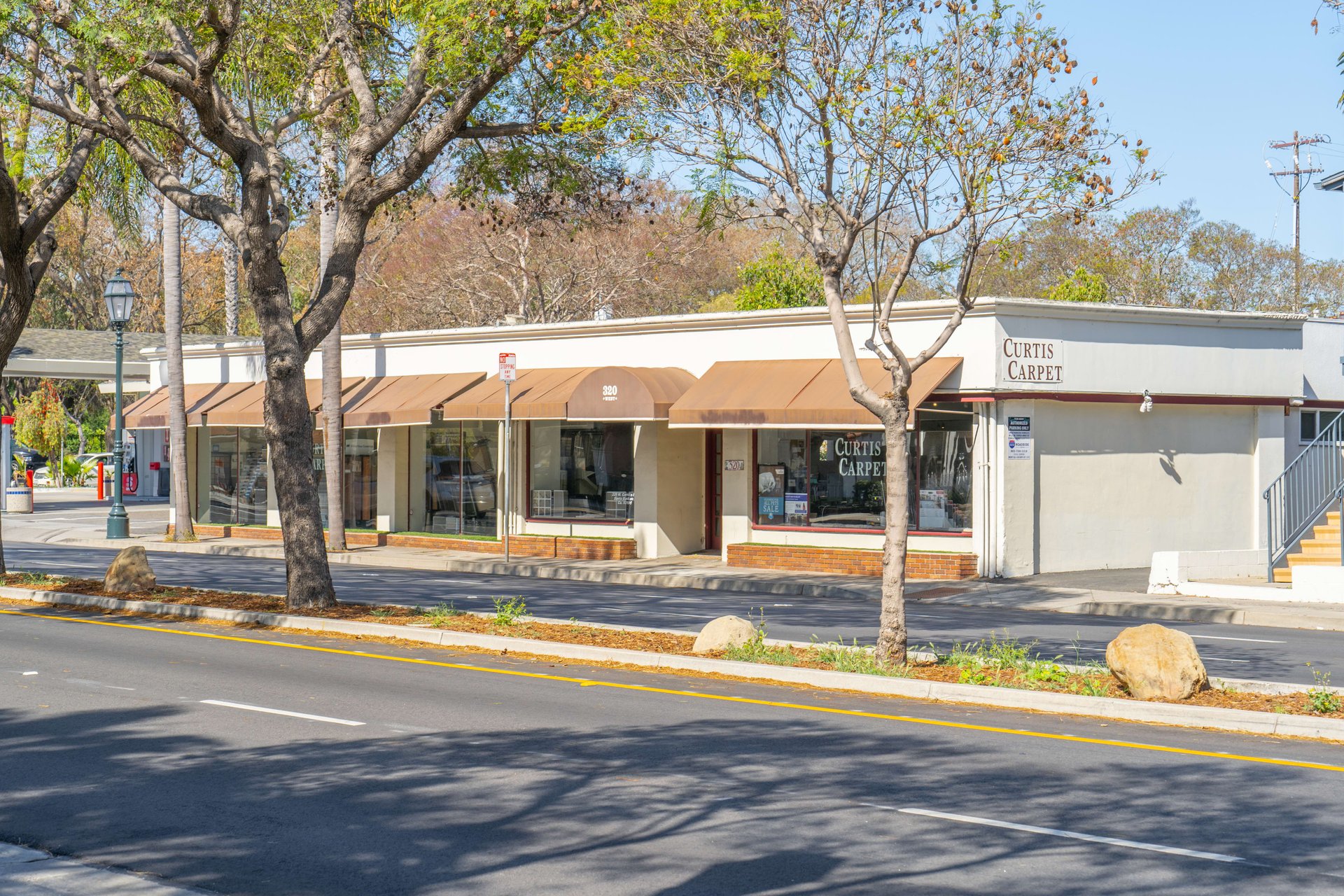 320 W Carrillo Street