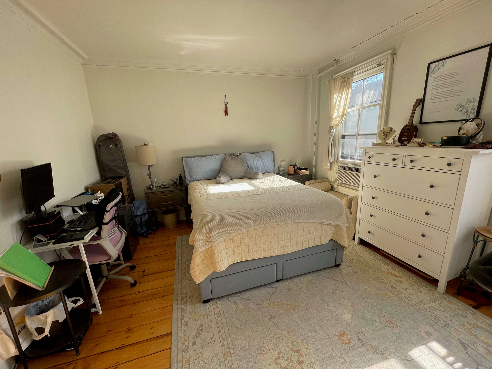 Appleton Street One Bed - Heat and Hot Water Included! available APRIL! Pets Negotiable! 