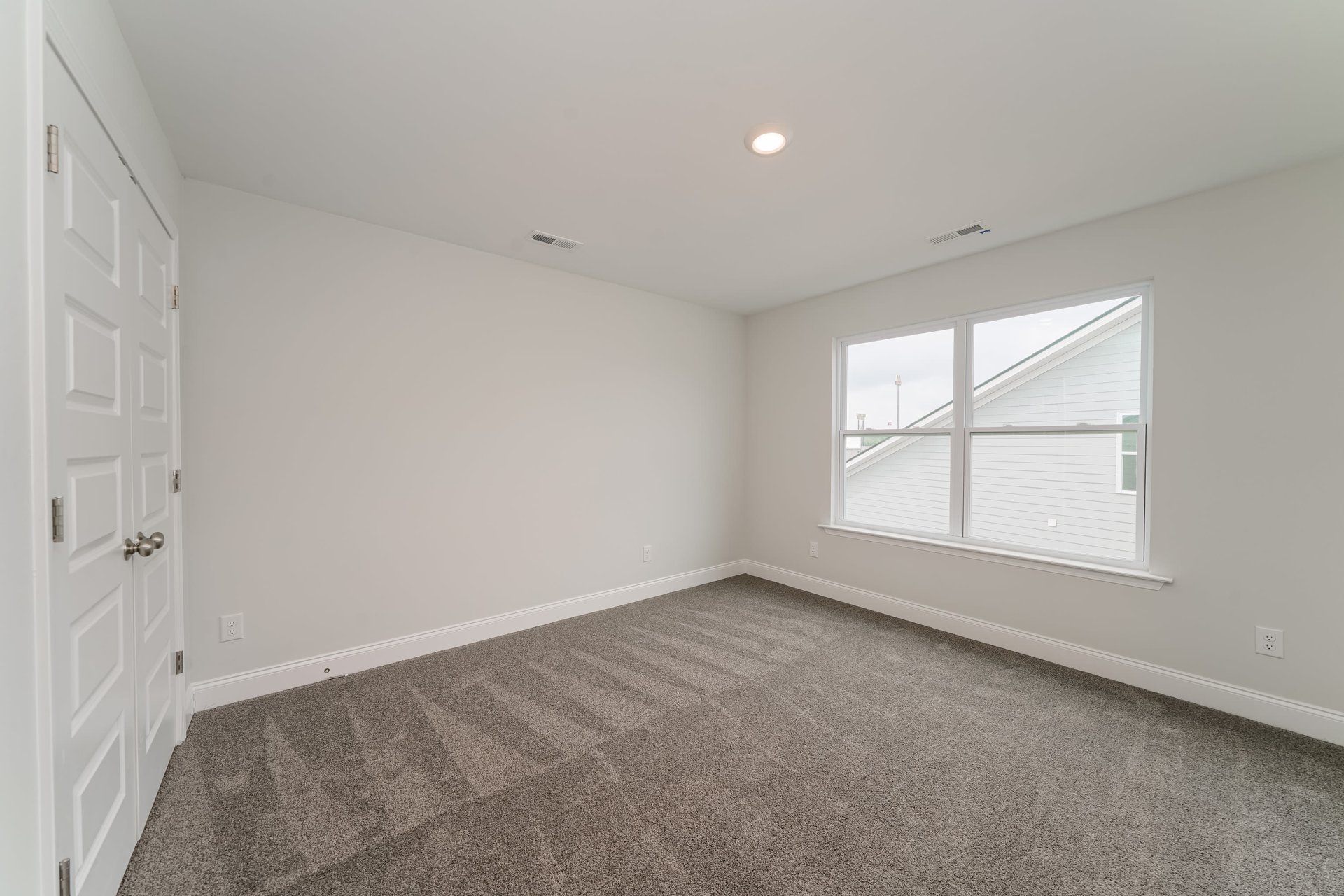 Summit Lakes Community just minutes from I-65! ATHENS CITY SCHOOLS!