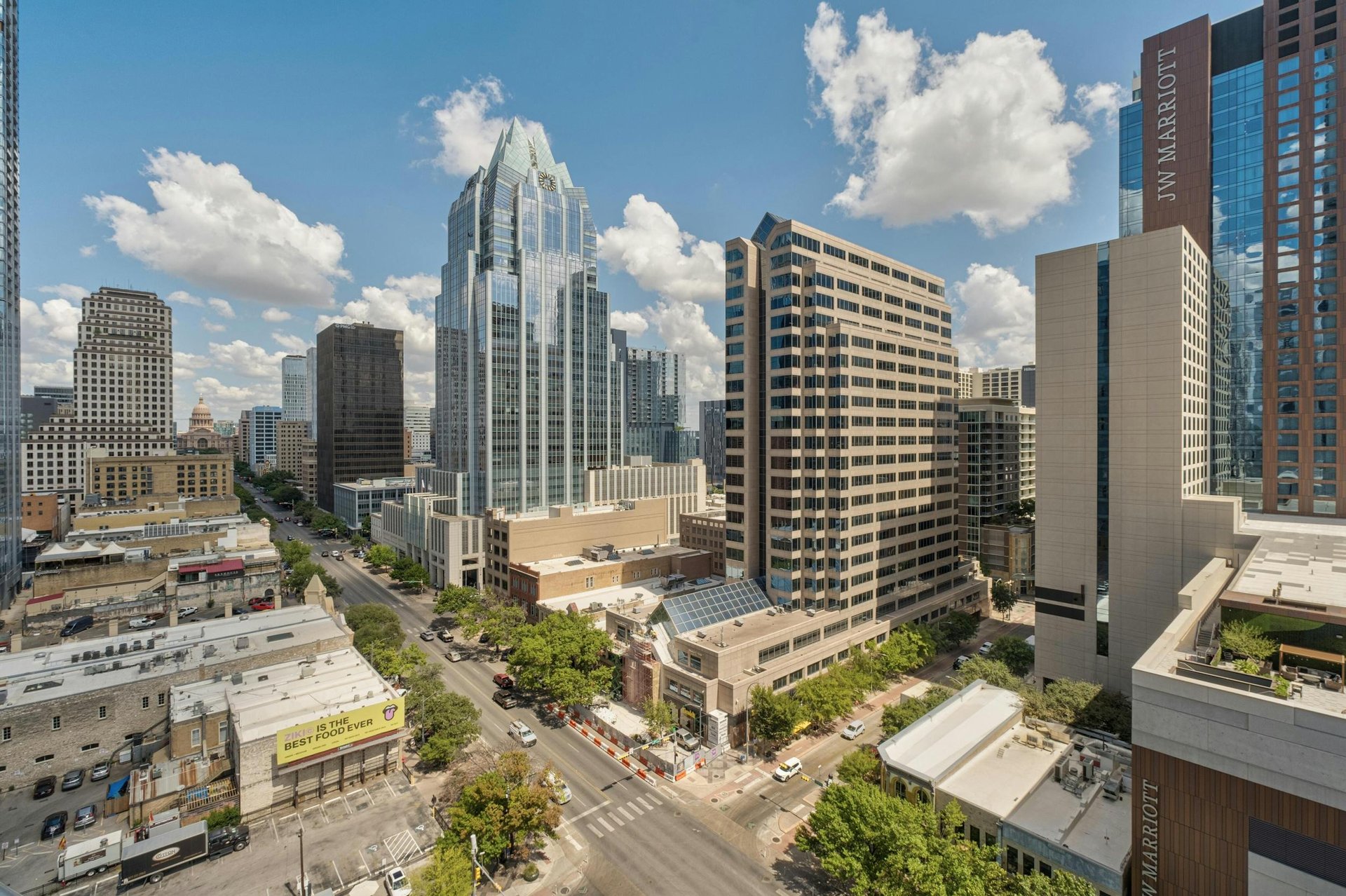 200 Congress Ave #15D 