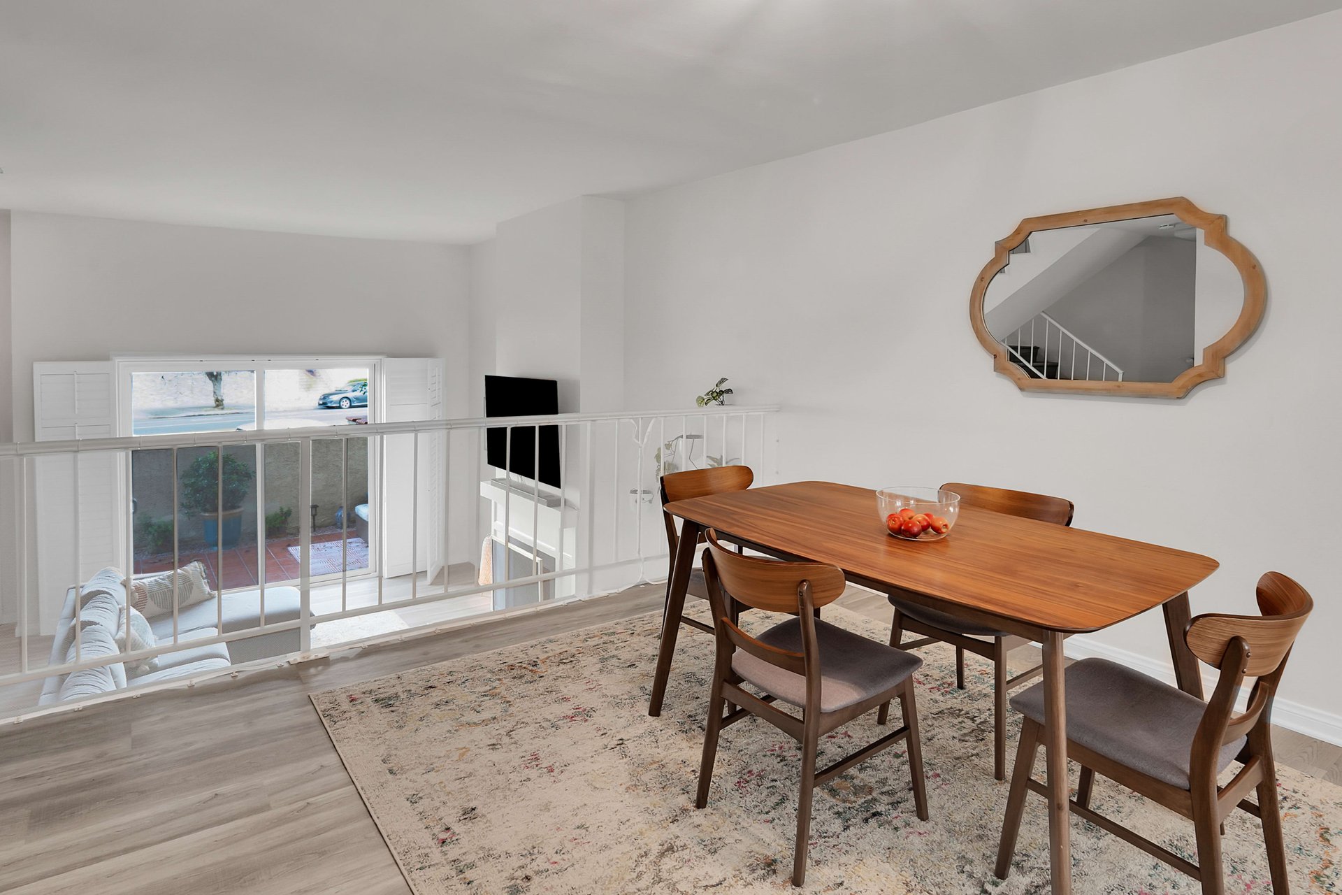 400 W Riverside Drive Unit 4
