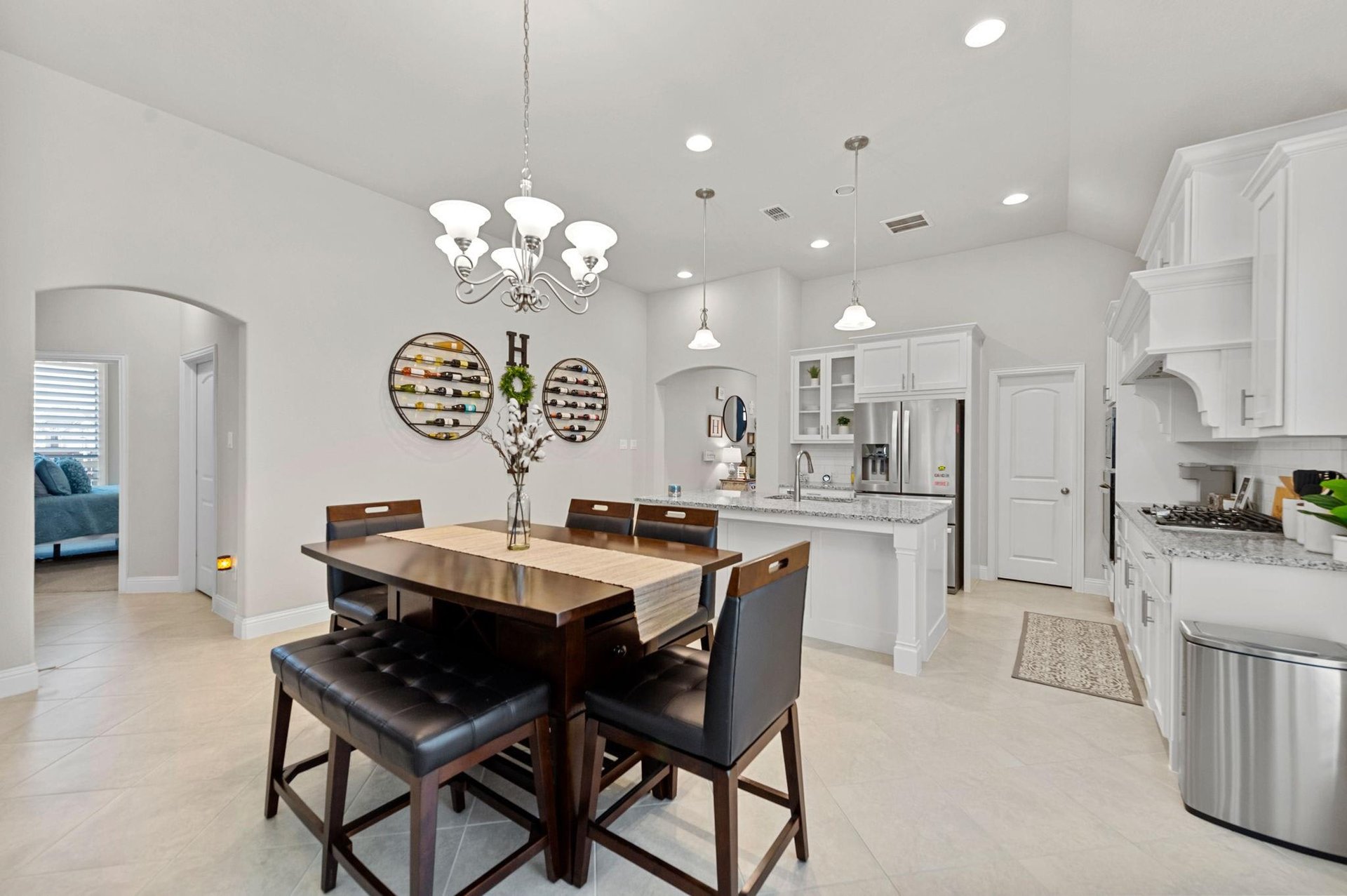 1537 Jocelyn Drive