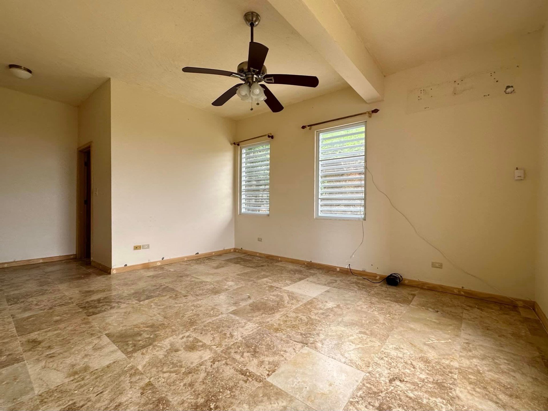 804 Hope Hill 2 Bedroom Apartment