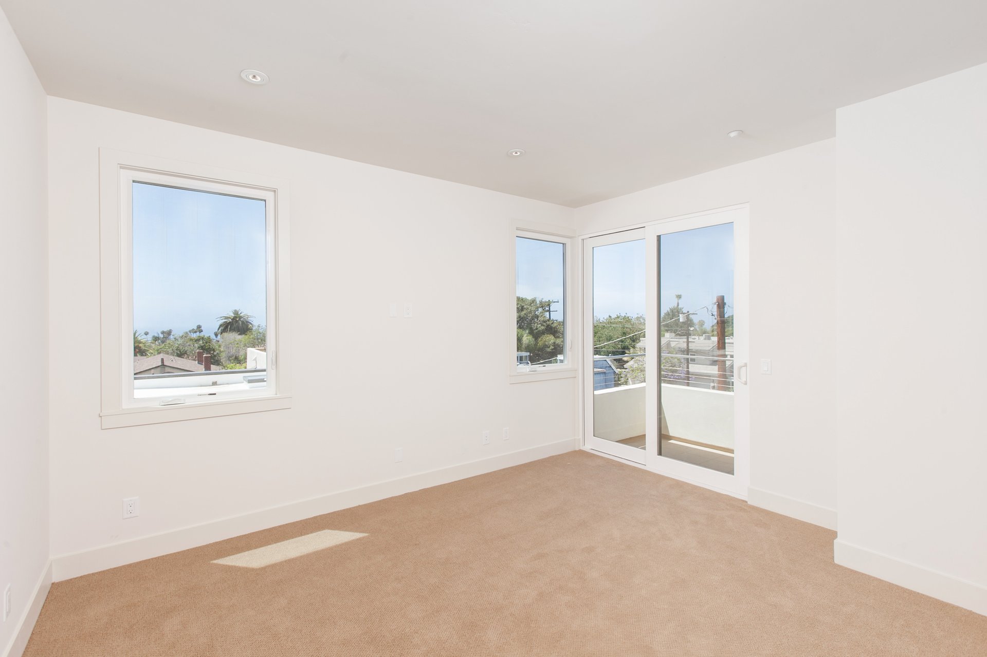 New Ocean-View Living