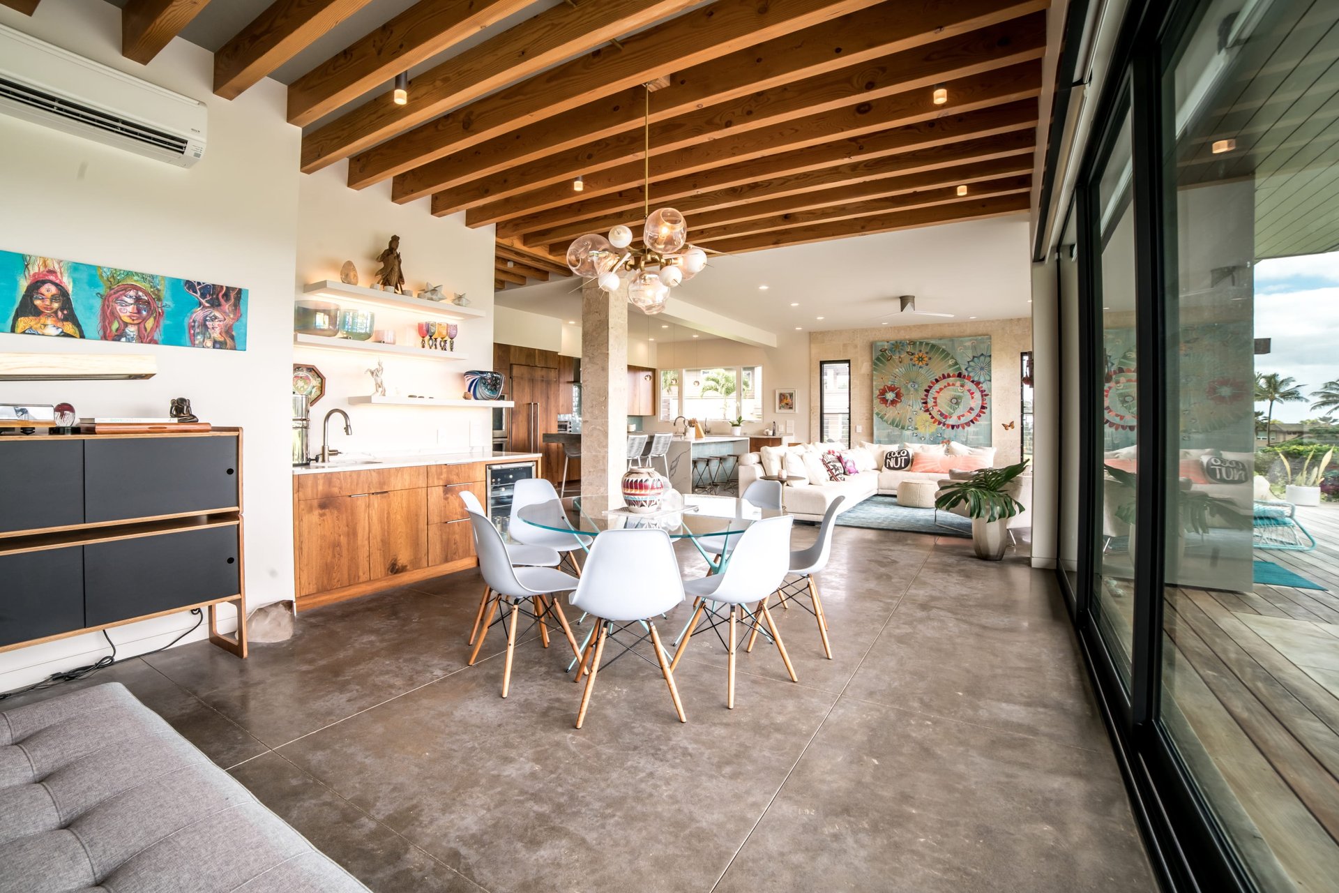 4011 Aloalii Dr