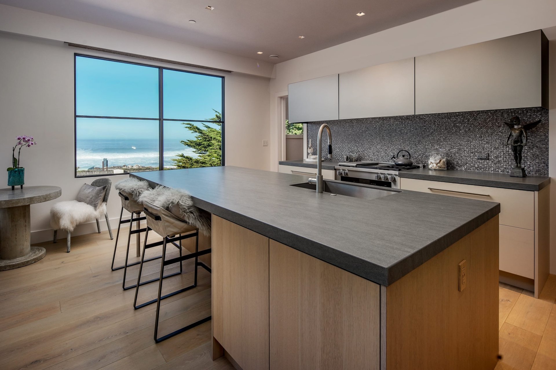 Beachside Contemporary Masterpiece - 1145 Spyglass Hill Road, Pebble Beach