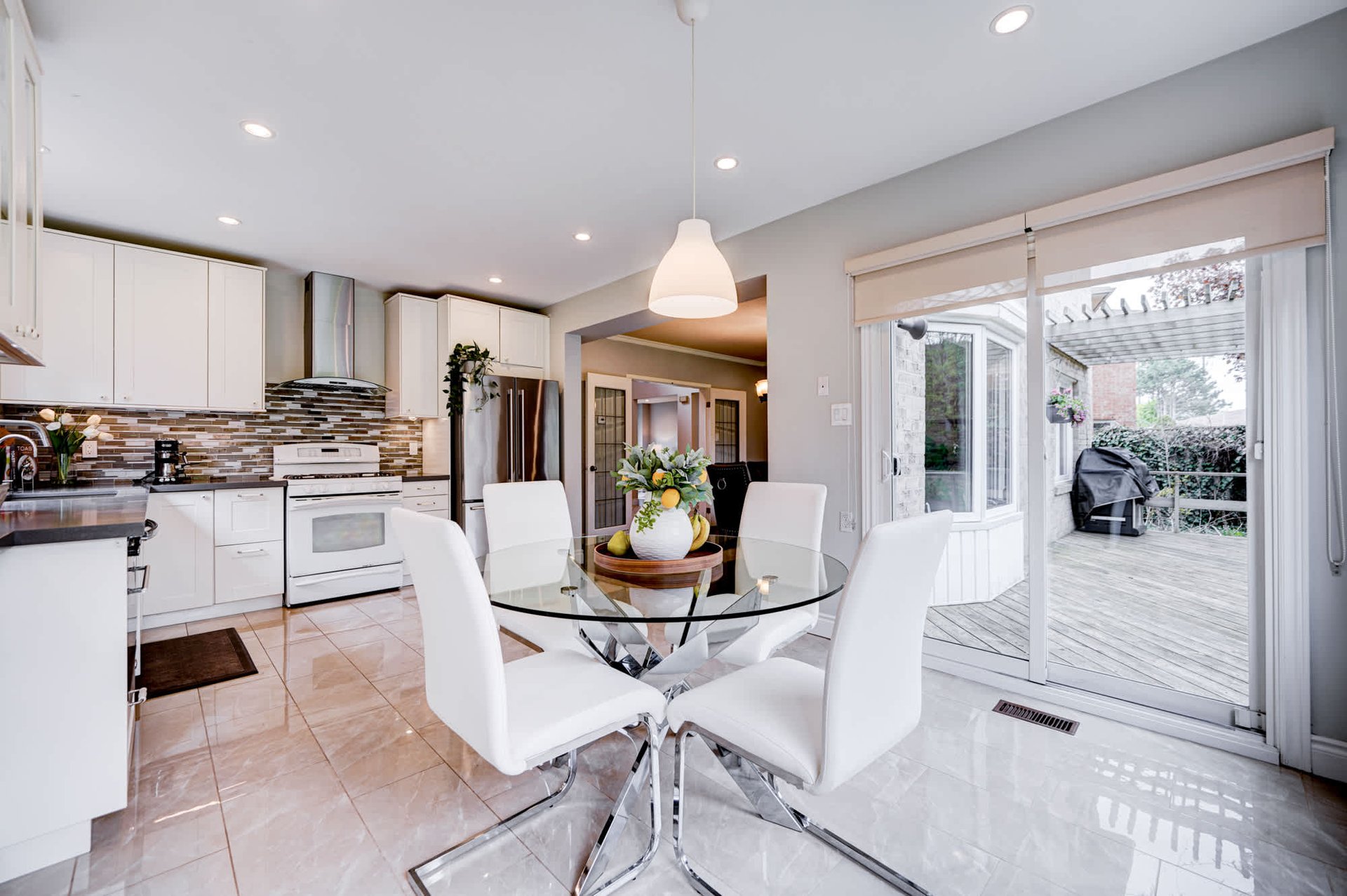 1534 Princeton Cres
