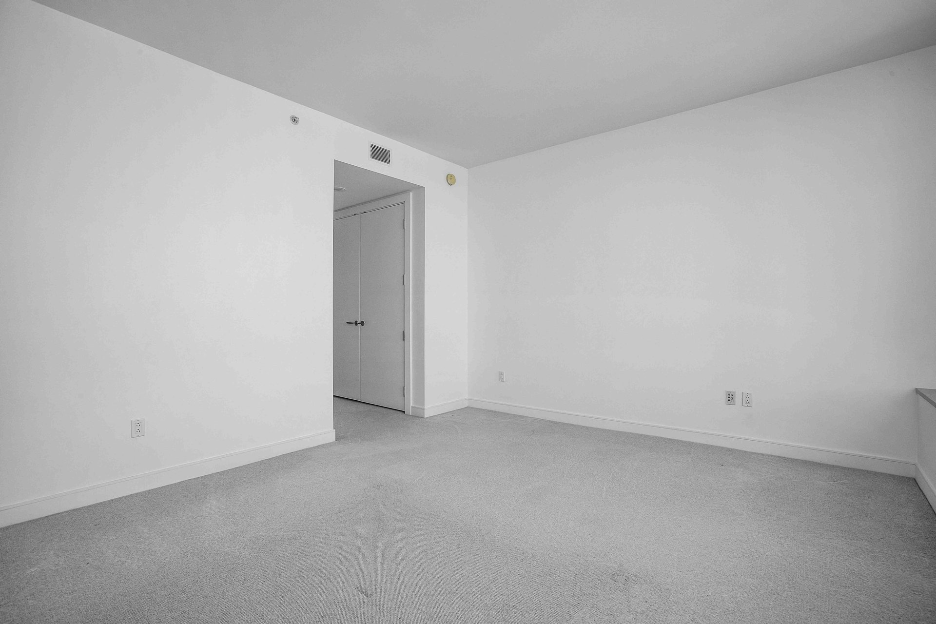 High-Floor, Two Bedroom with Bay Views at 301 Mission