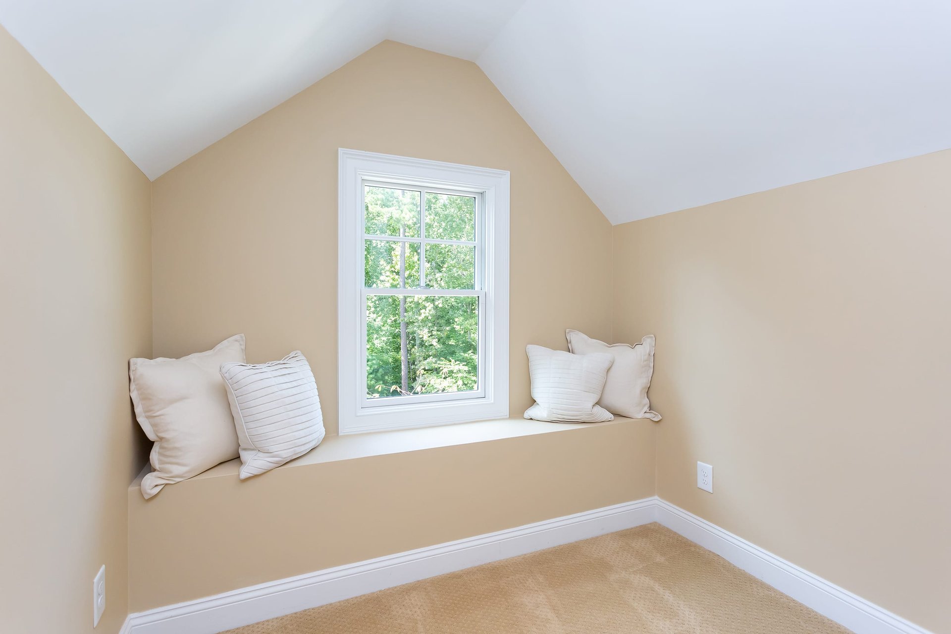 102 Founders Rdg Dr