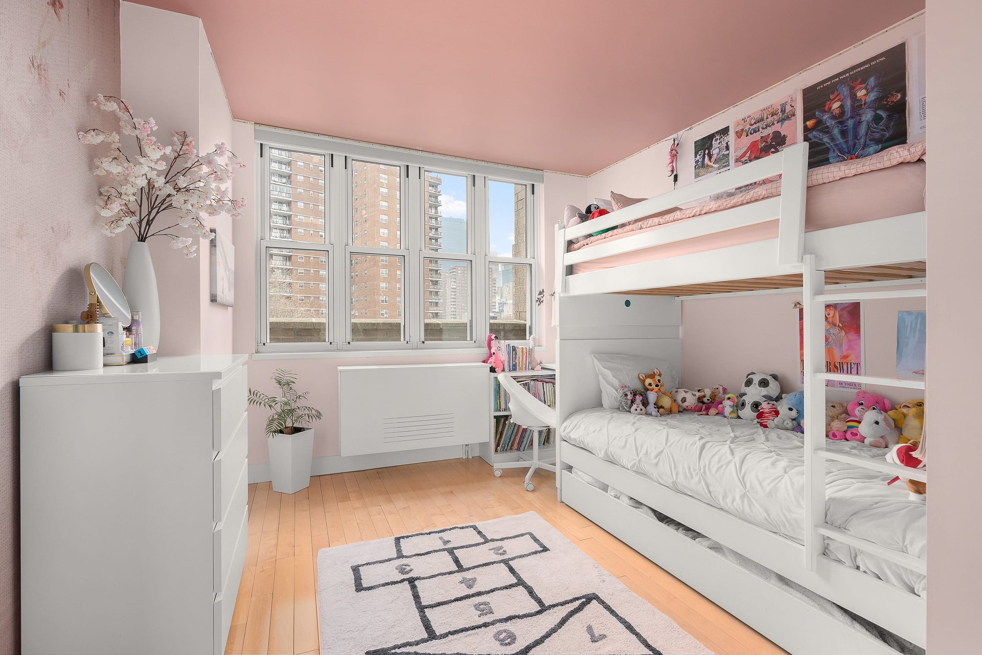 344 West 23rd Street, 6A