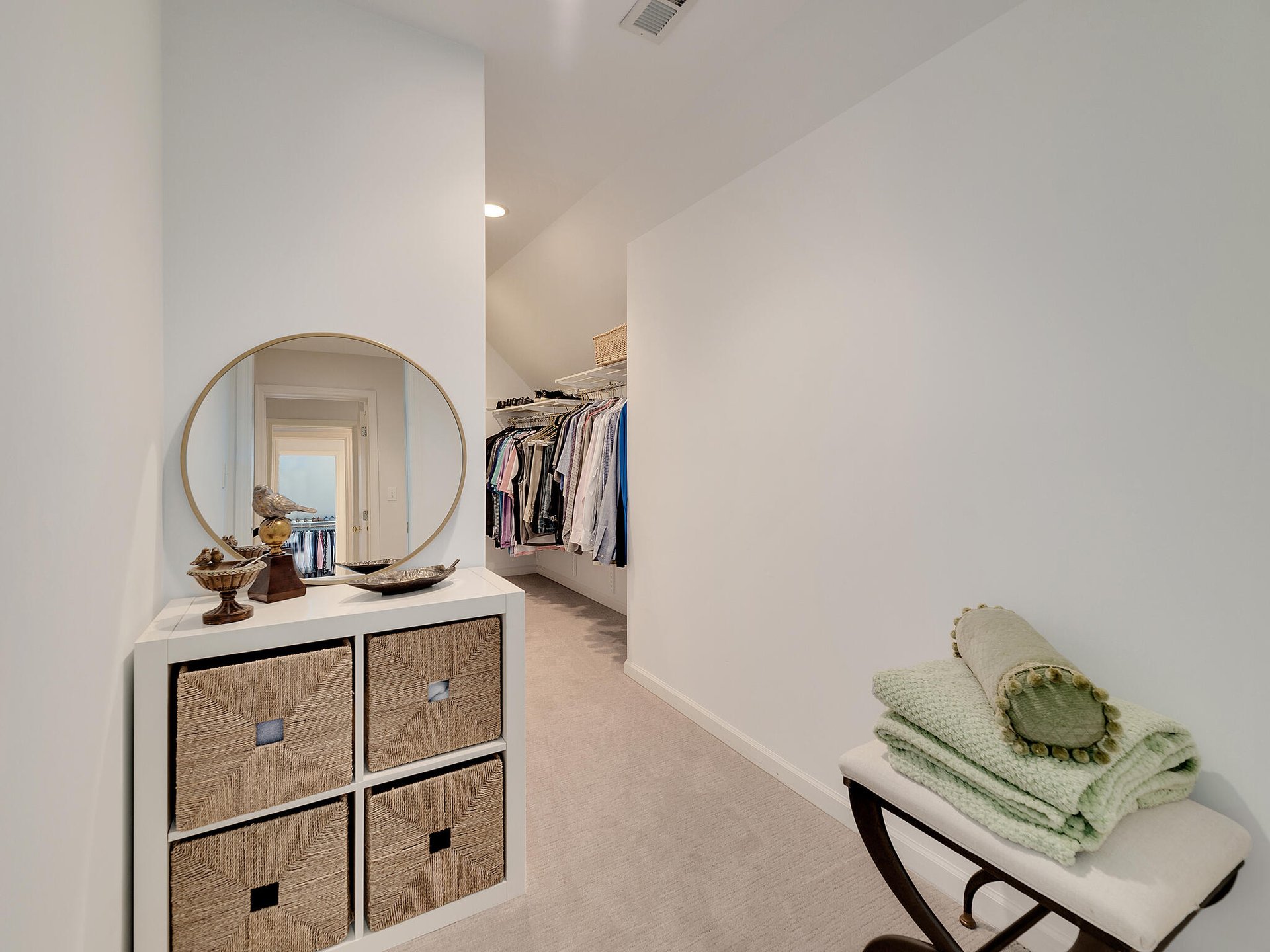 554 Pamela Cir
