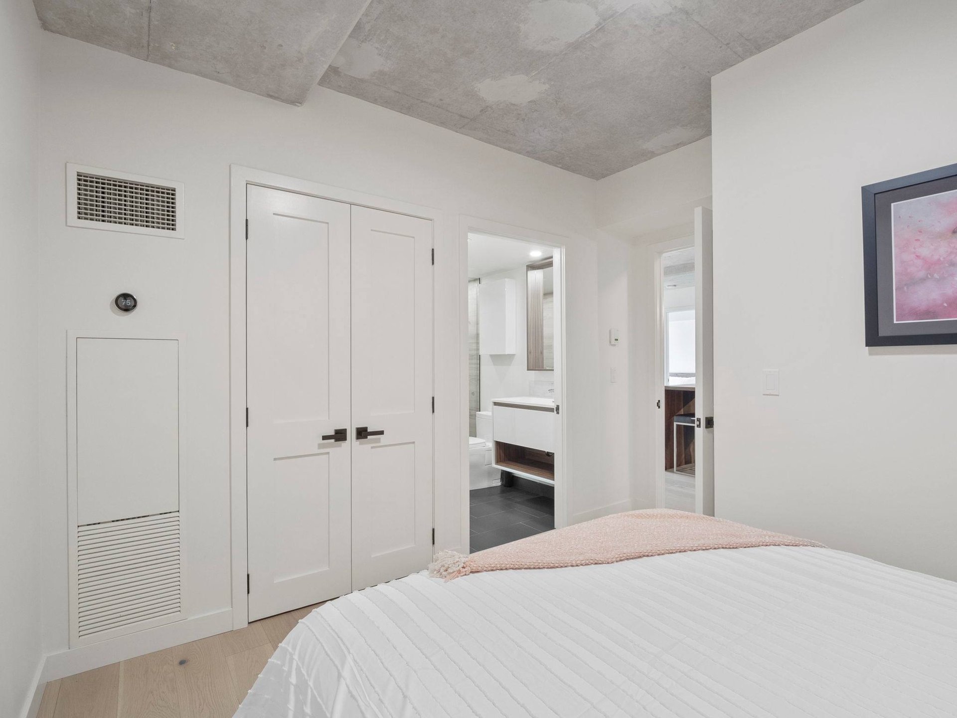 55 Stewart St 727