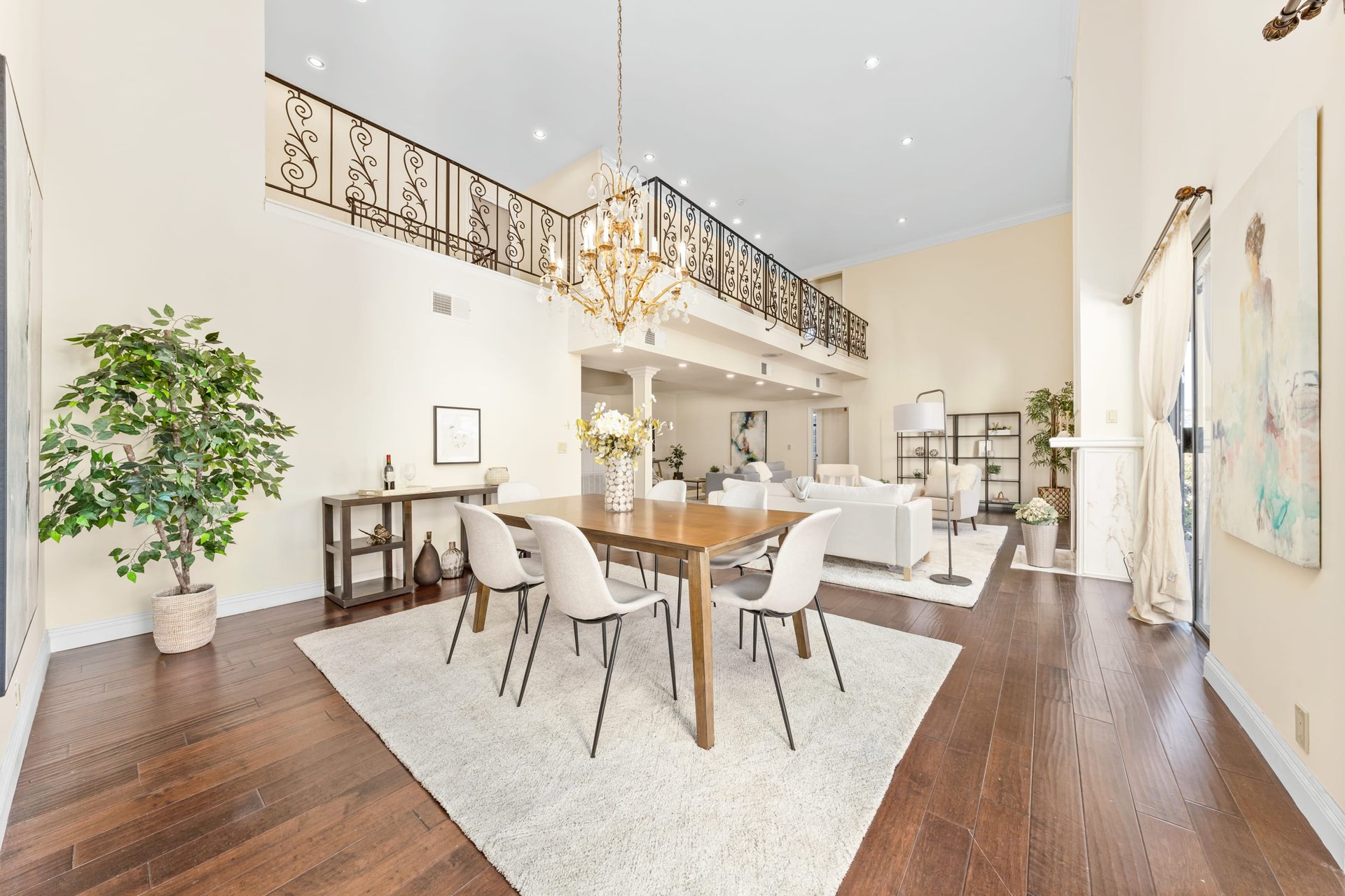 8712 Gregory Way #403, Pico-Robertson