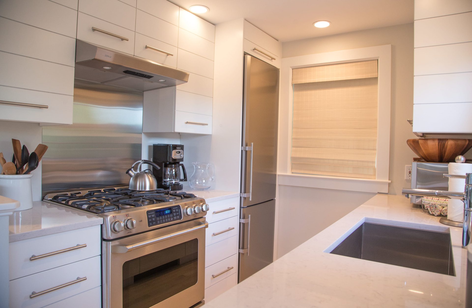 27.5 N Beach St