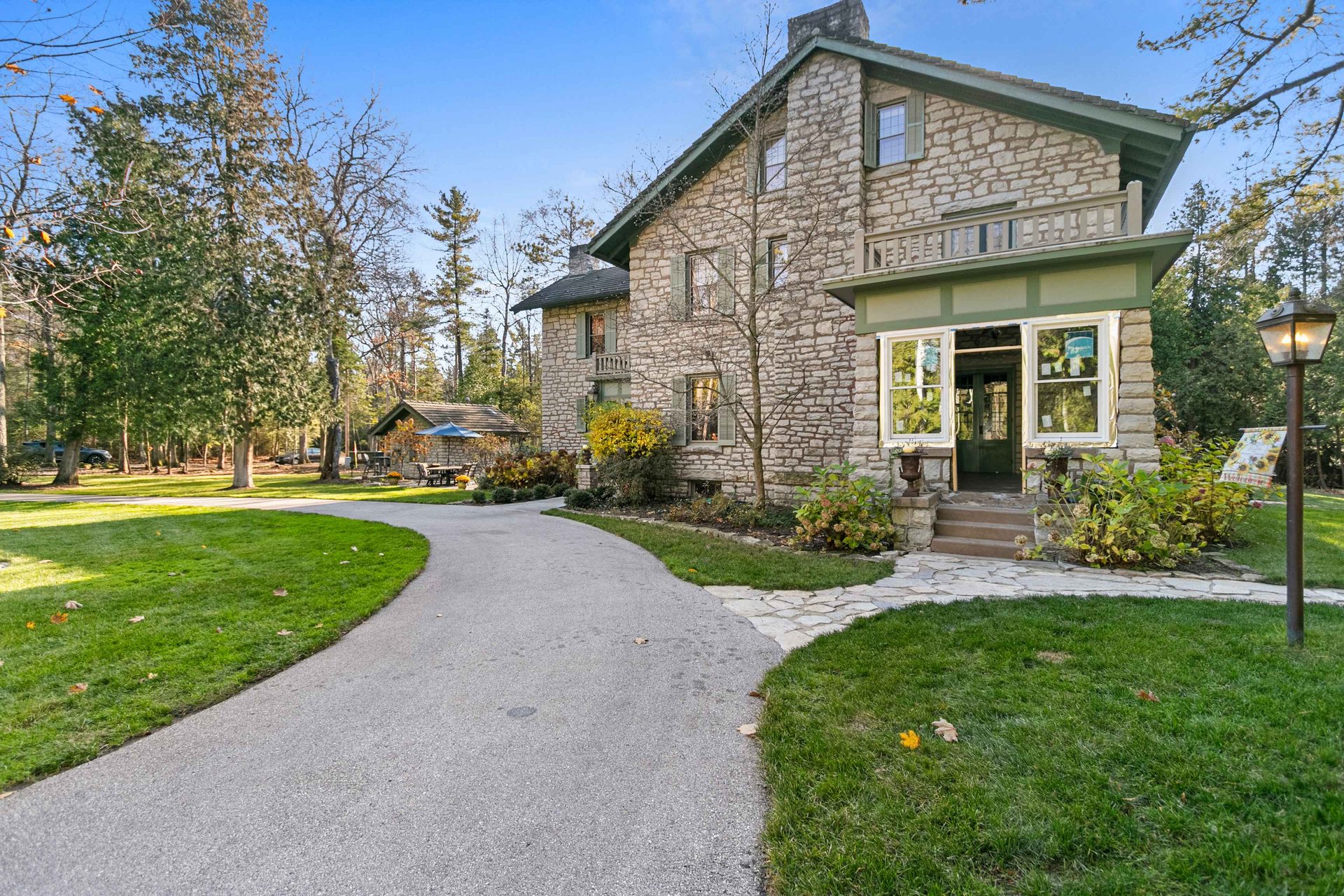 5979 Bay Shore Dr, Sturgeon Bay, WI 54235