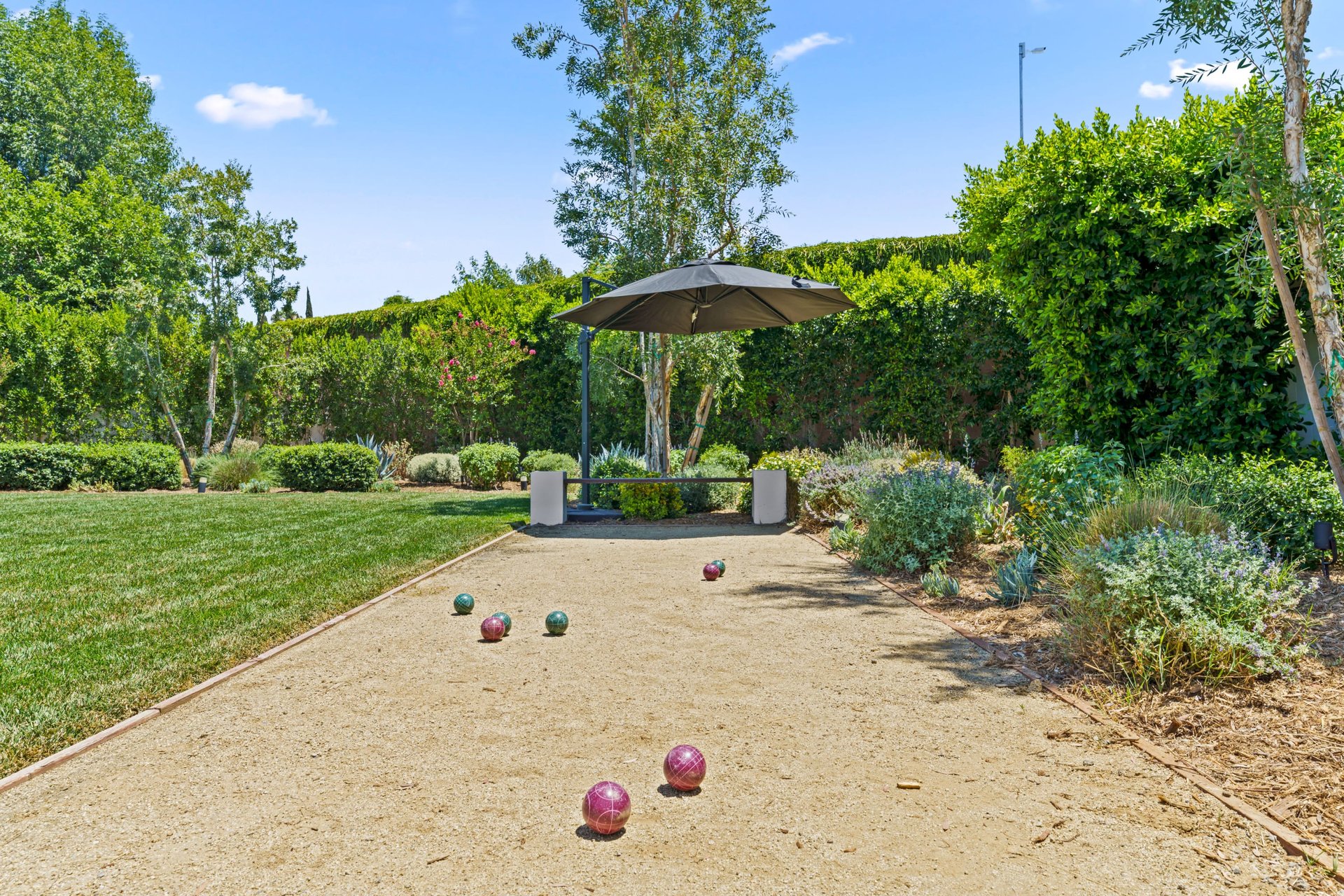 13340 Martha St, Valley Glen