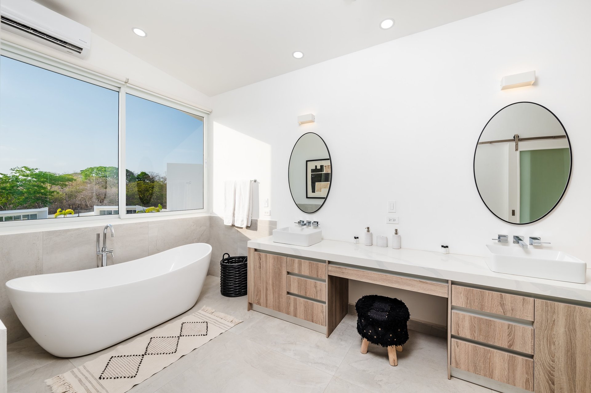 The Enclave | Ultra-Modern 2, 3, 5 Bedroom Villas Located Minutes From the Beach!