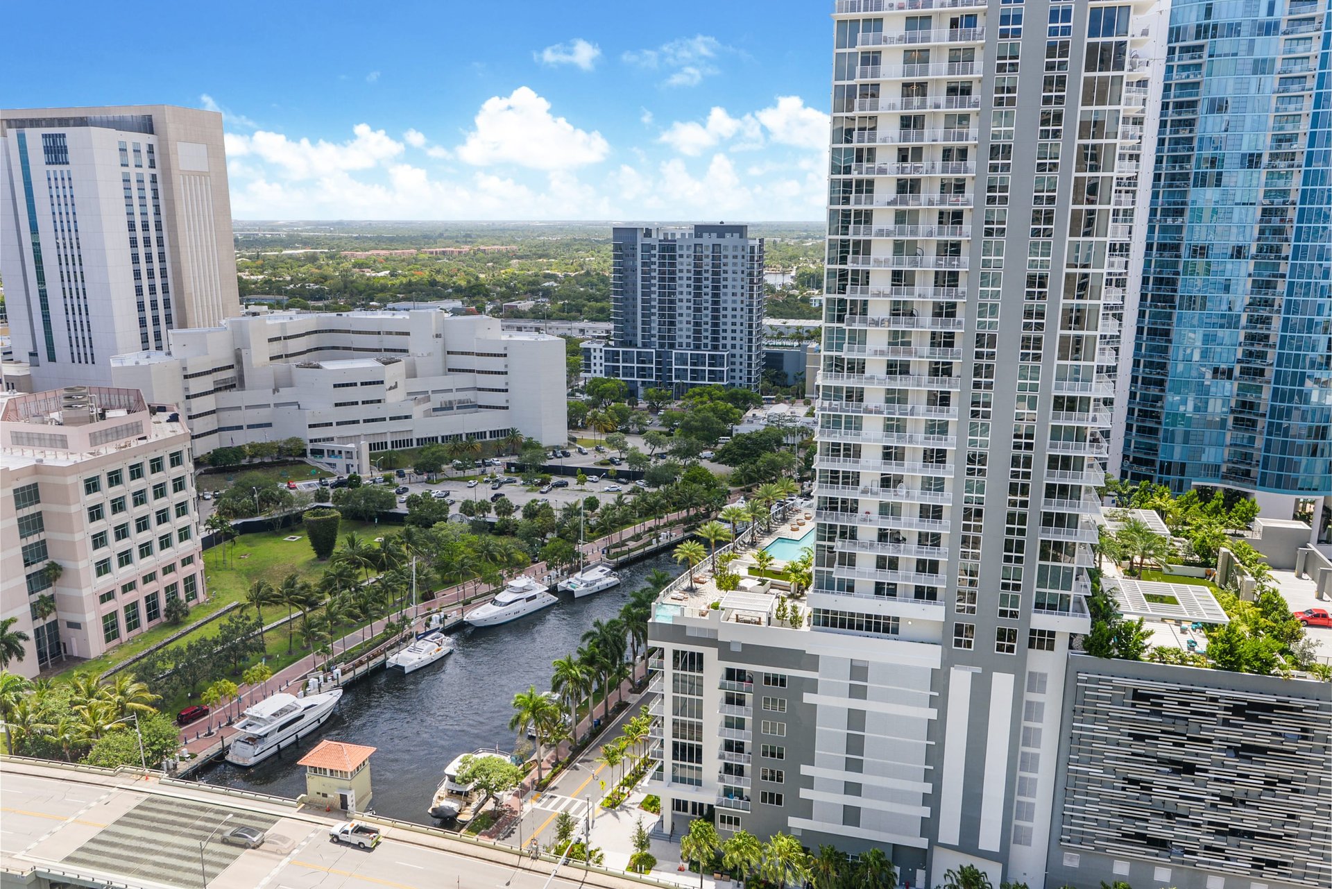 347 N New River Dr E Unit: 2707