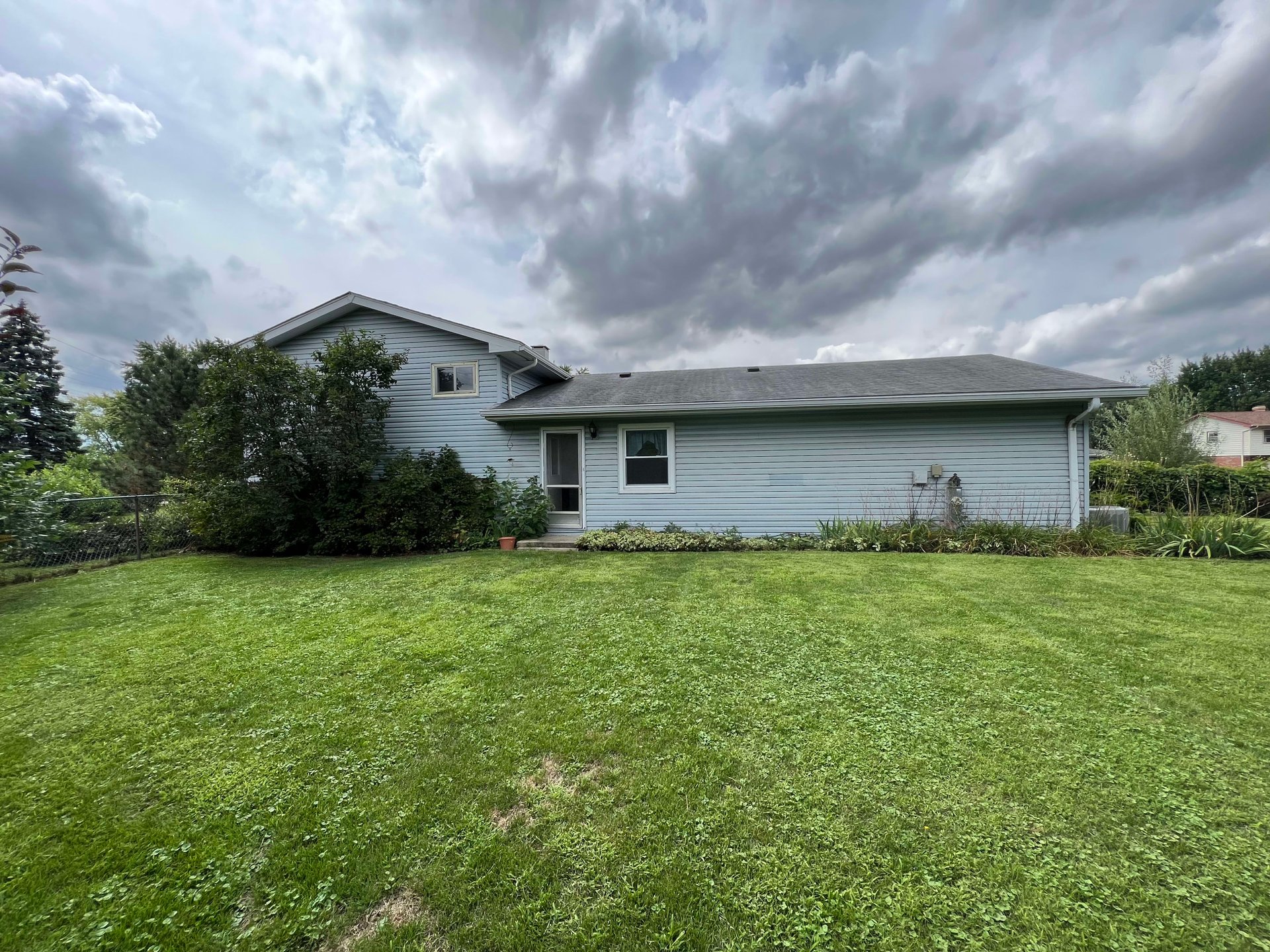 Private Address Des Plaines, IL  60016