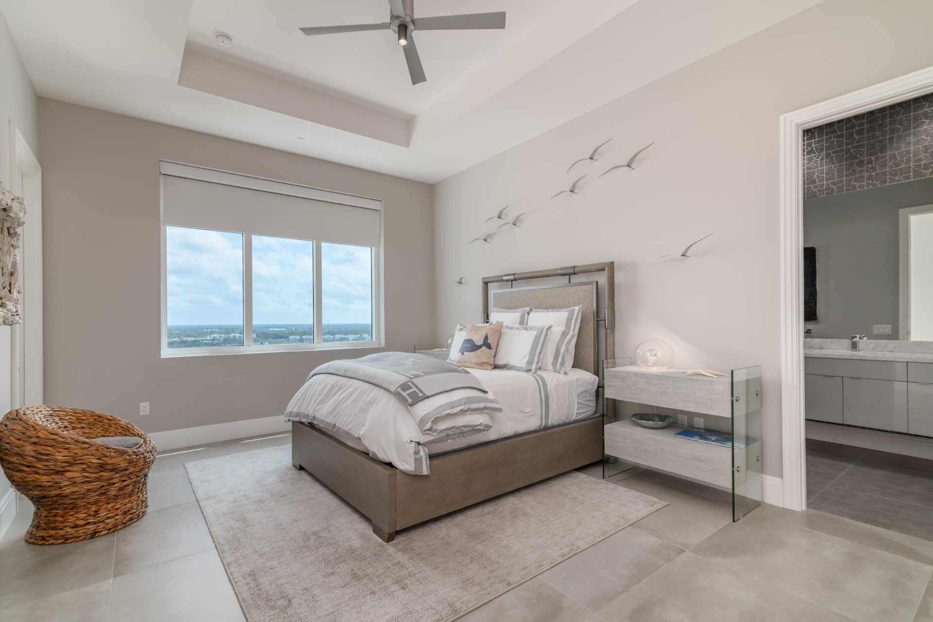 Penthouse at 624 Palm