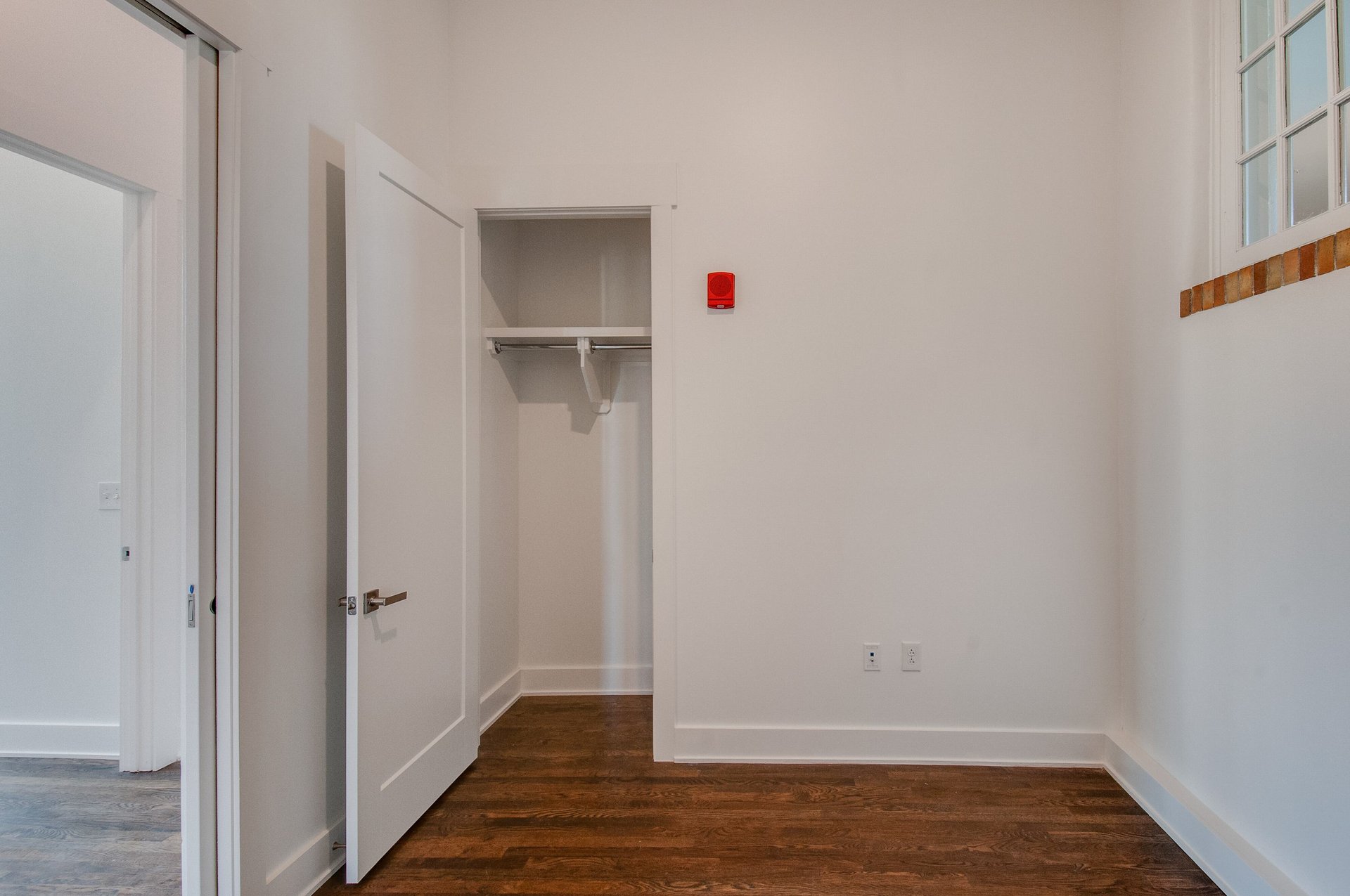 601 Madison St #302