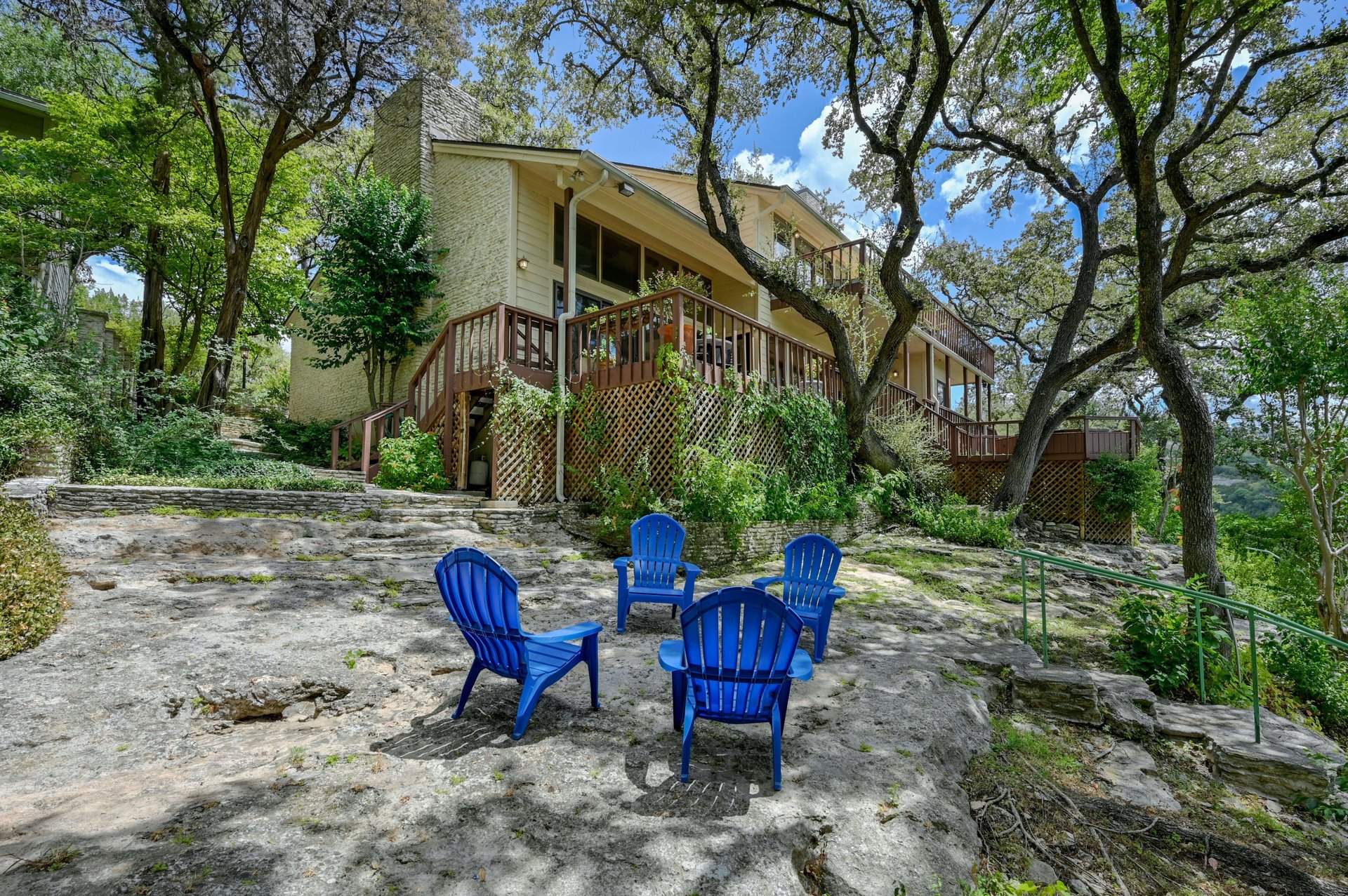5711 Sam Houston Cir