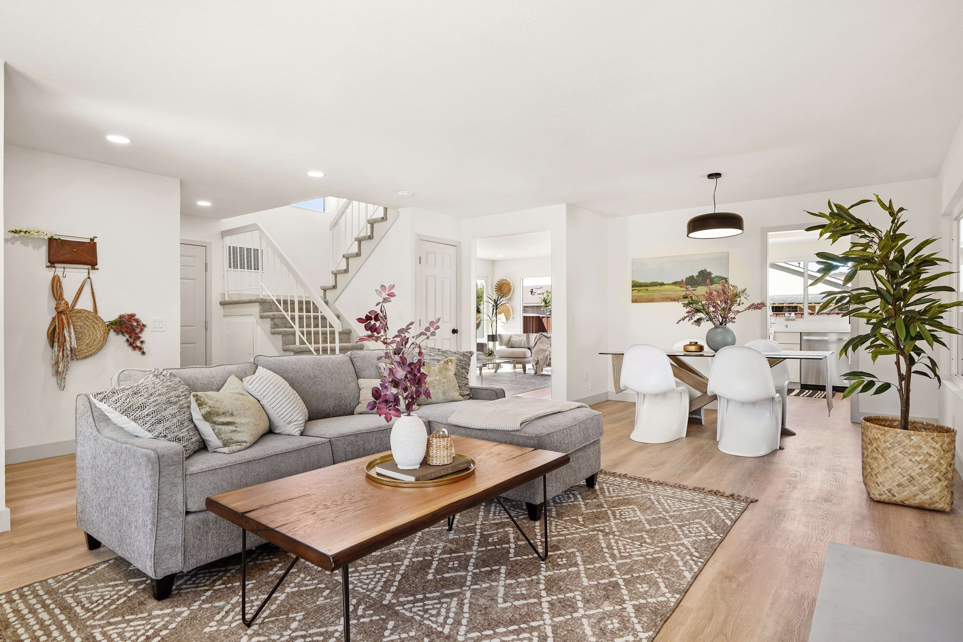 68 Rosewell Court