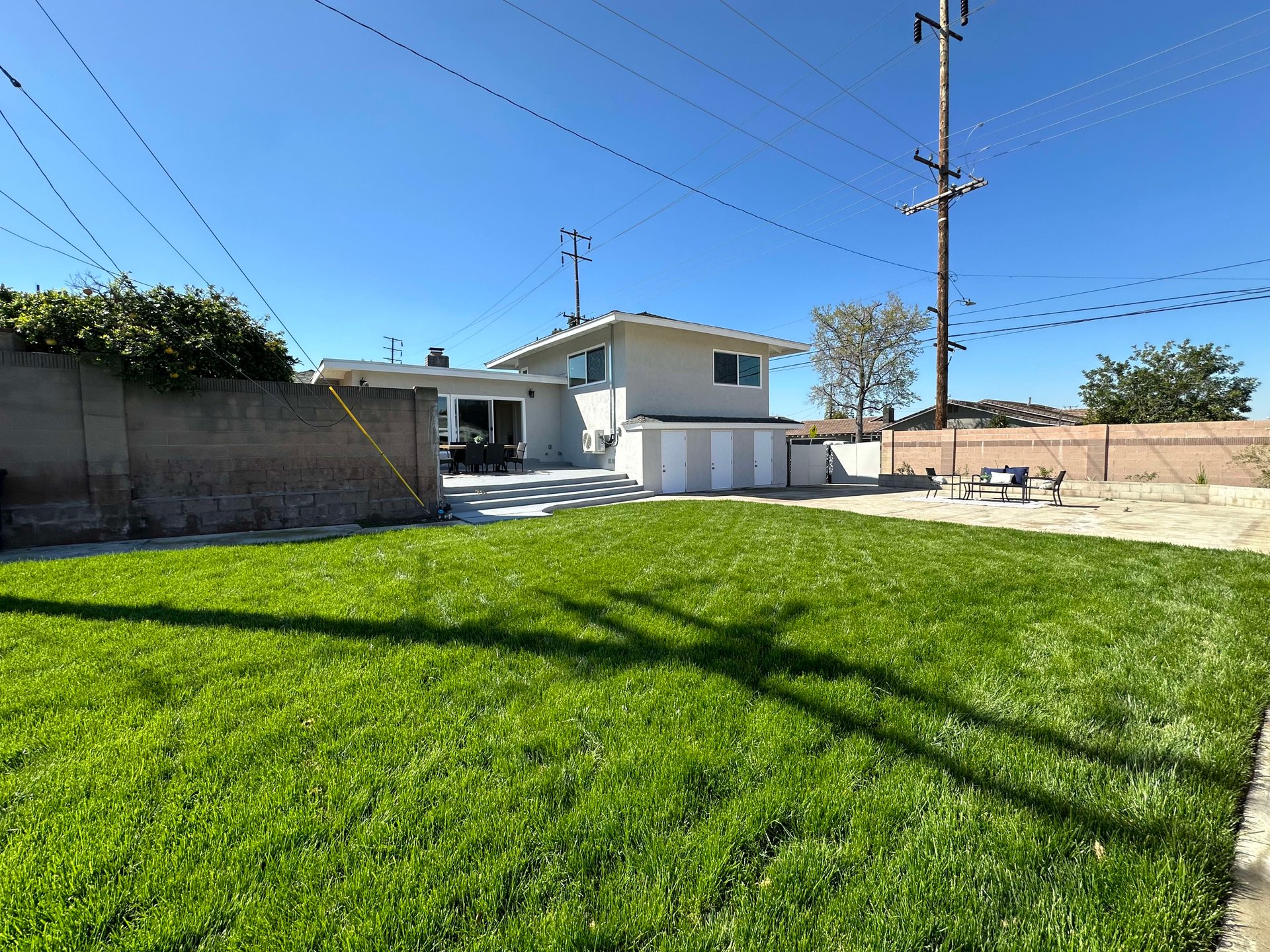 905 E Adams Ave, Orange