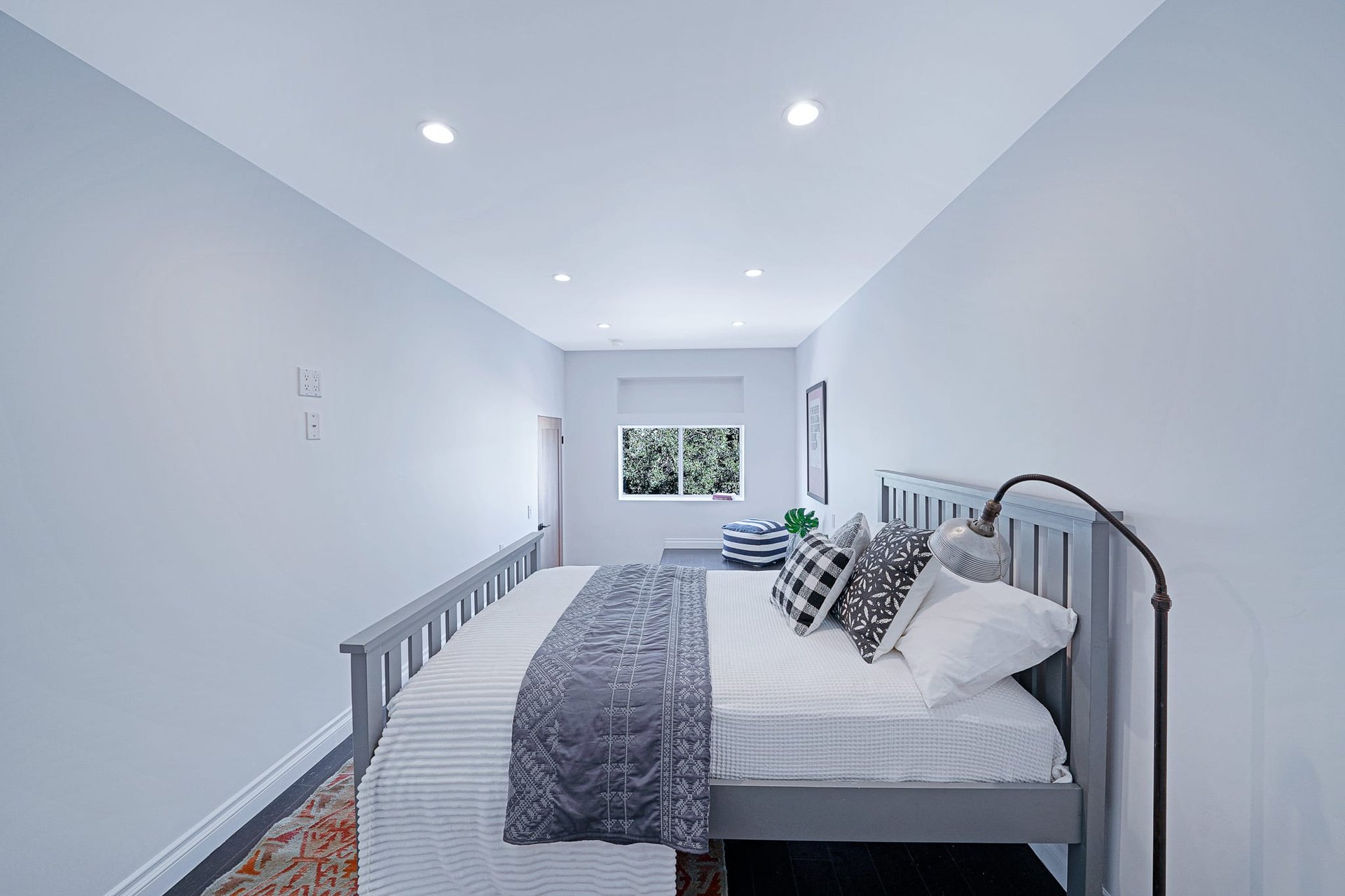 Immaculate & Turnkey Contemporary Home in Hollywood Hills