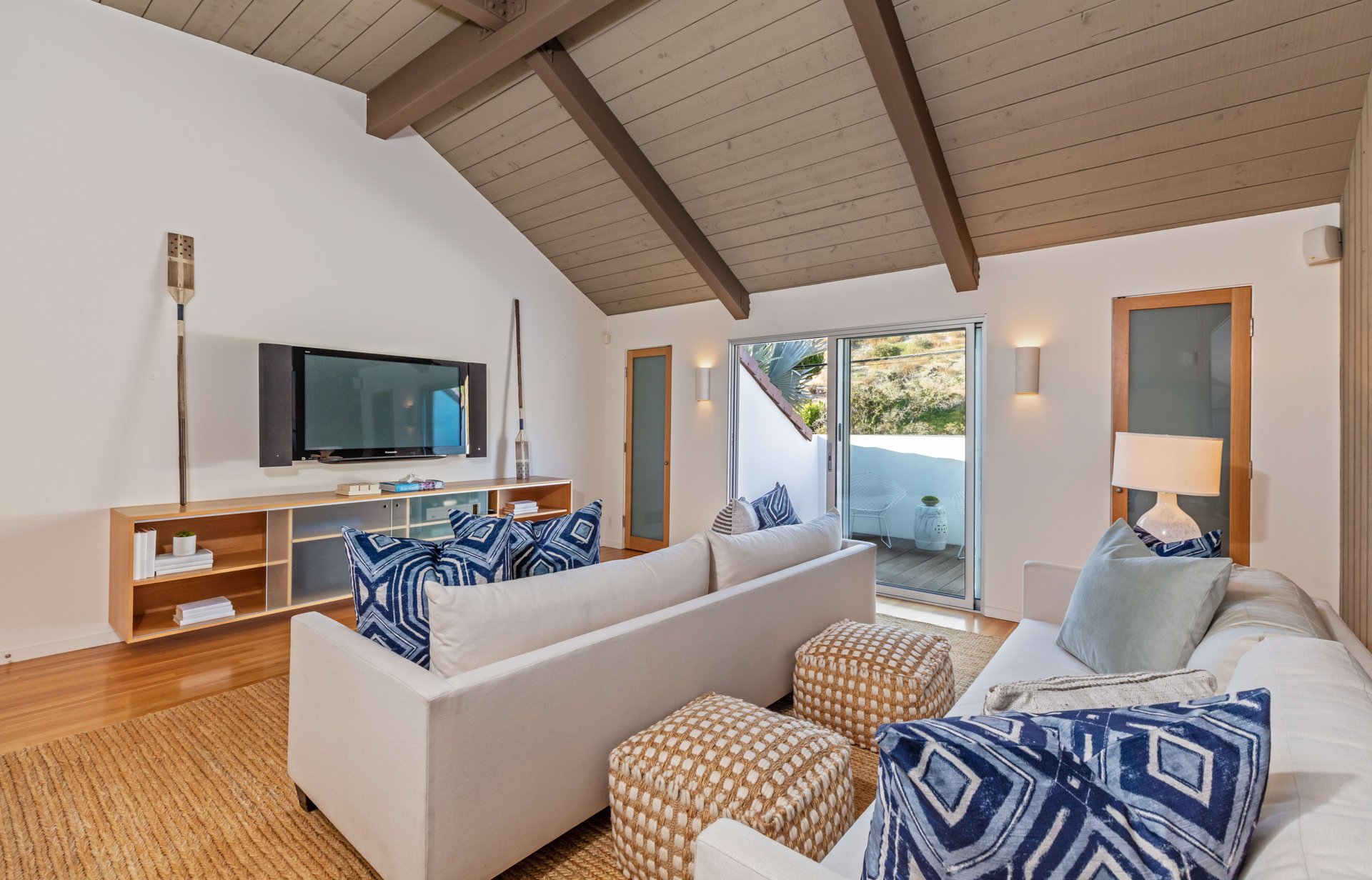 27050 Malibu Cove Colony Dr