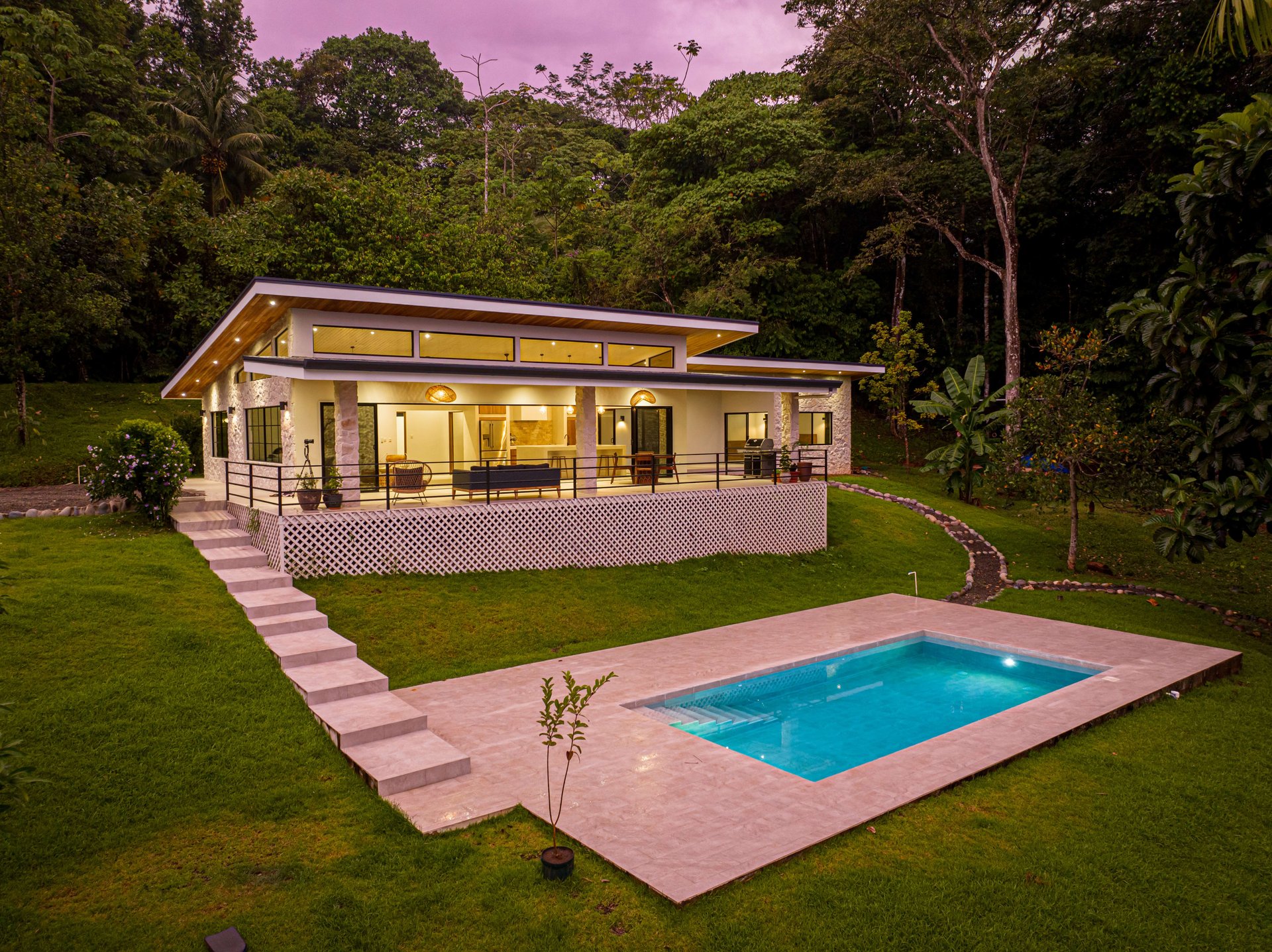 MOVE-IN READY OCEAN VIEW HOME IN CINCO VENTANAS WITH MAJESTIC RIVER ACCESS