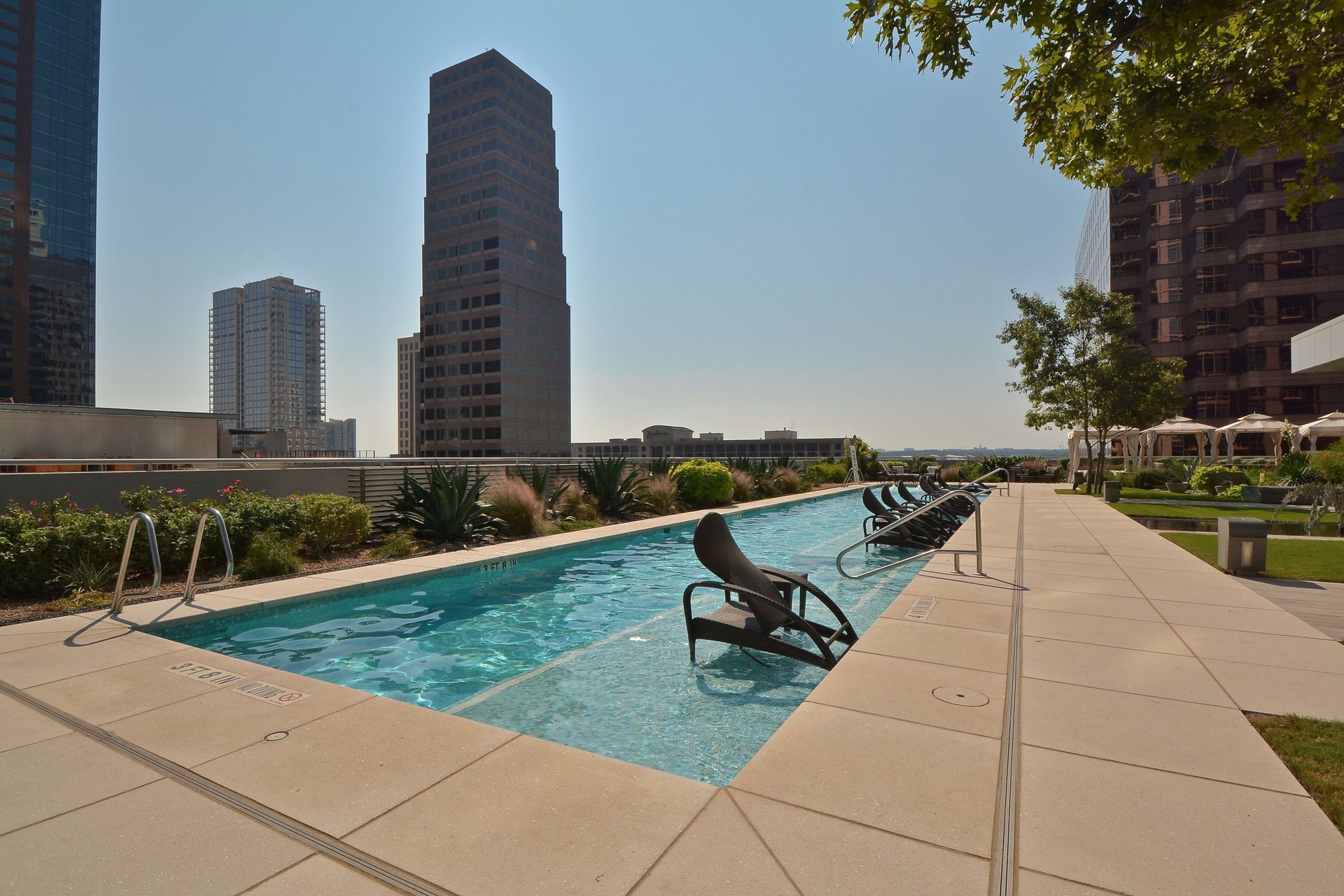 200 Congress Ave #44J