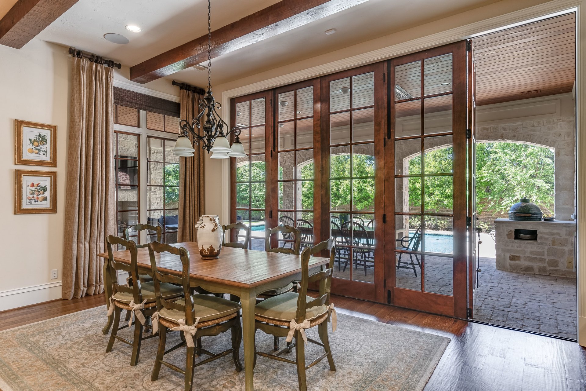 6400 Drawbridge Lane