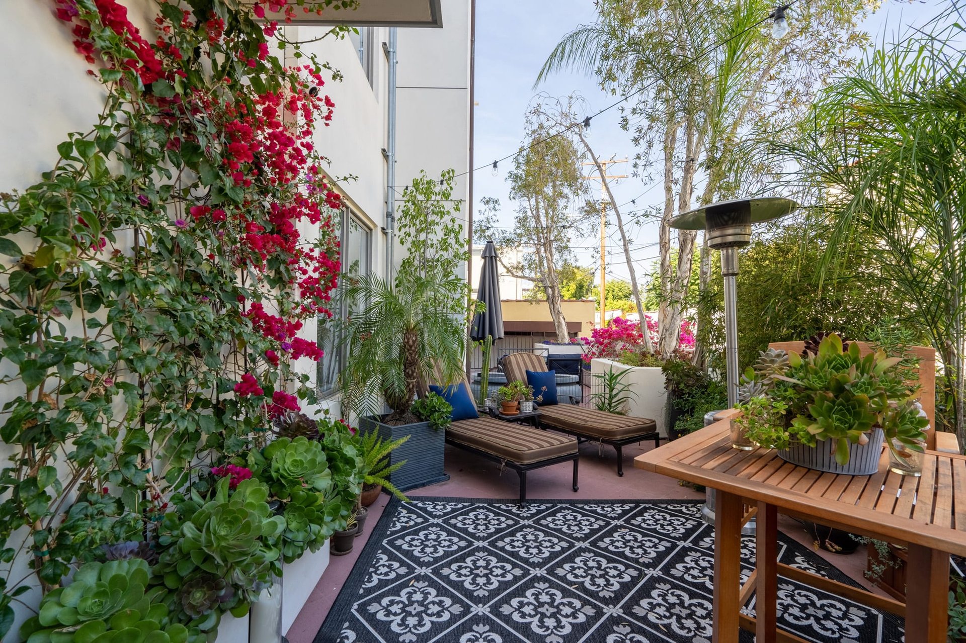 Beverly Hills Luxury 1BR with Private Terrace
