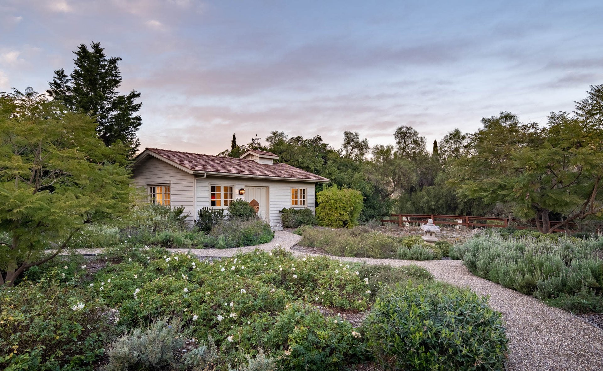 SERENE FARMHOUSE SANCTUARY